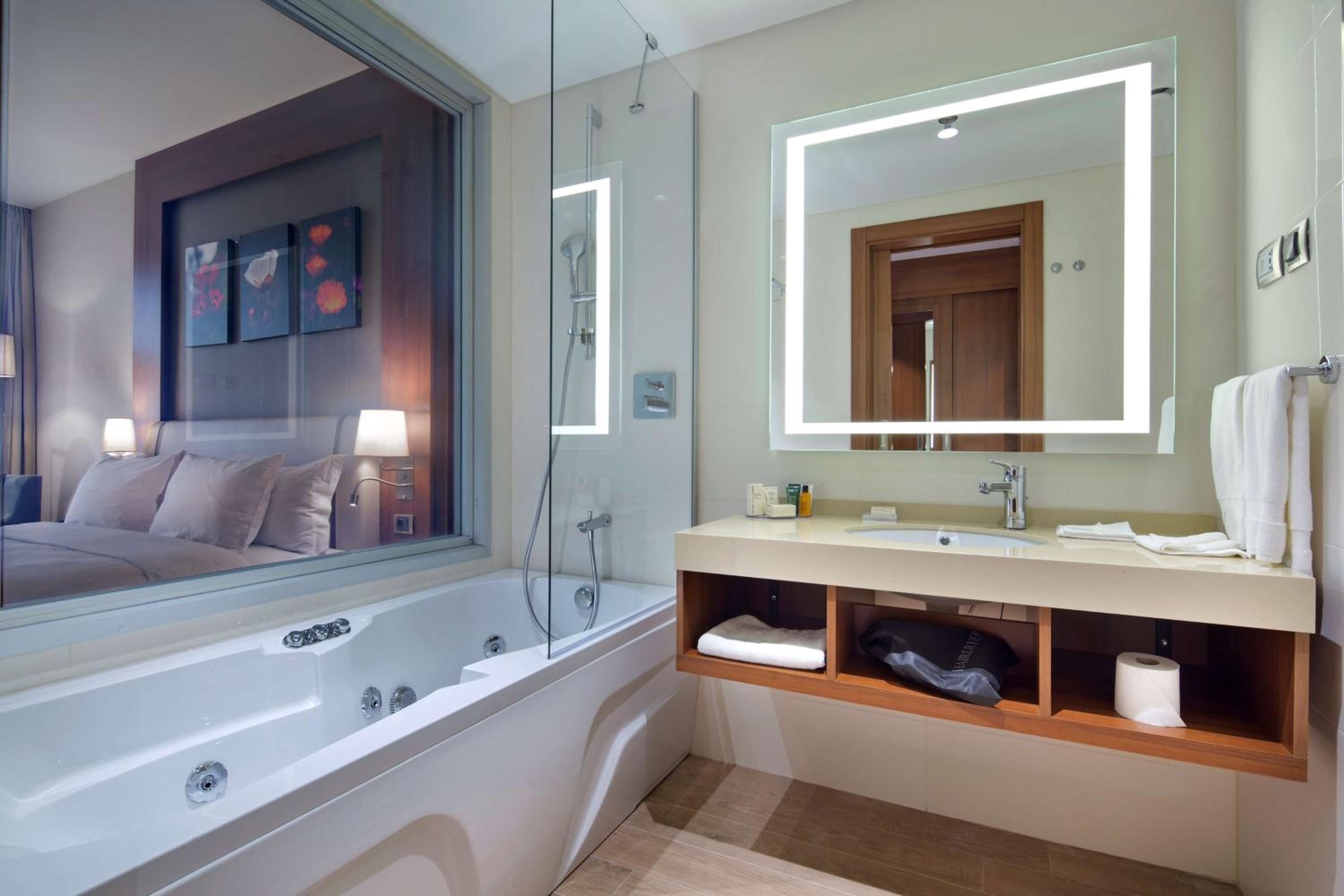 Hilton Garden Inn İstanbul Beylikdüzü - Image 16