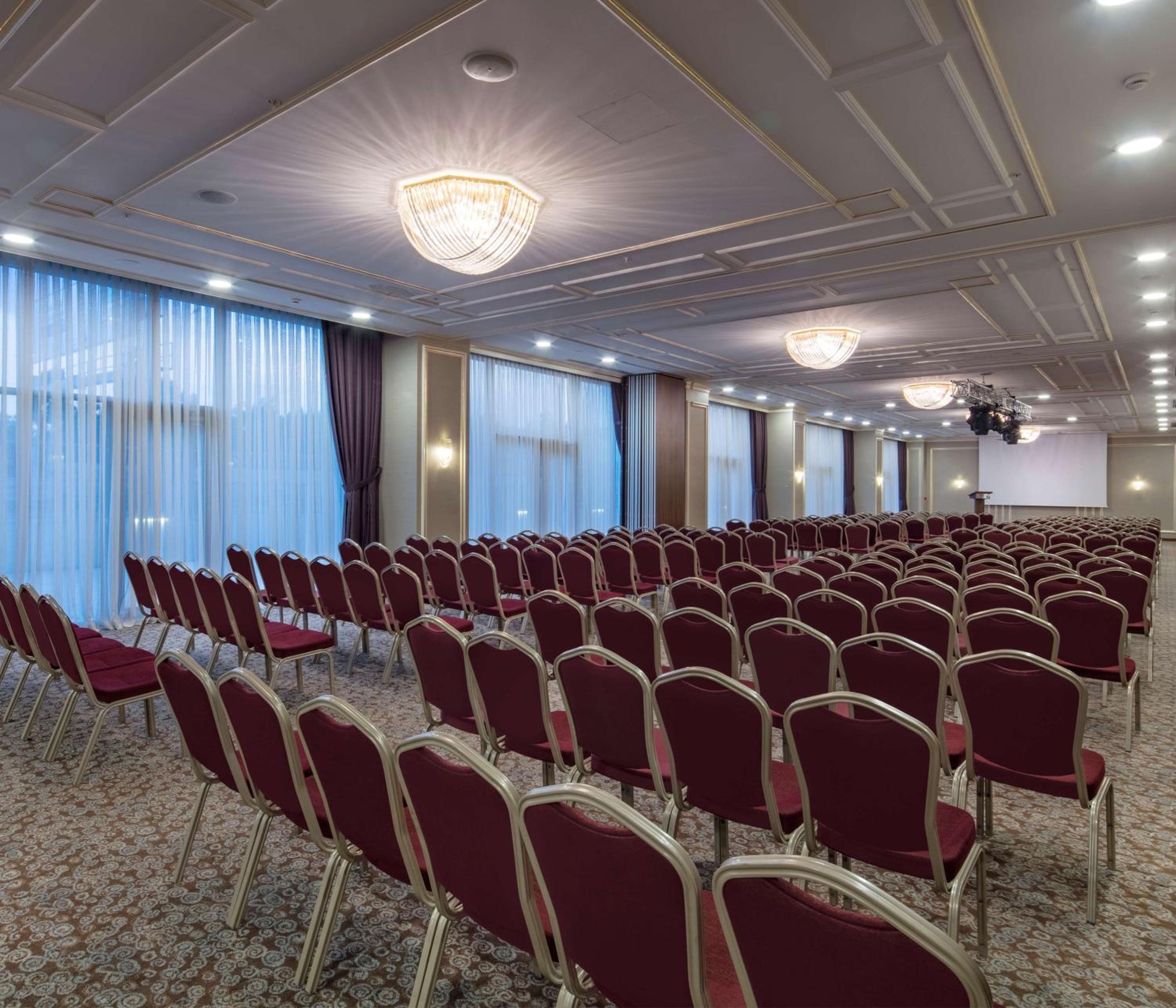 Hilton Garden Inn İstanbul Beylikdüzü - Image 24
