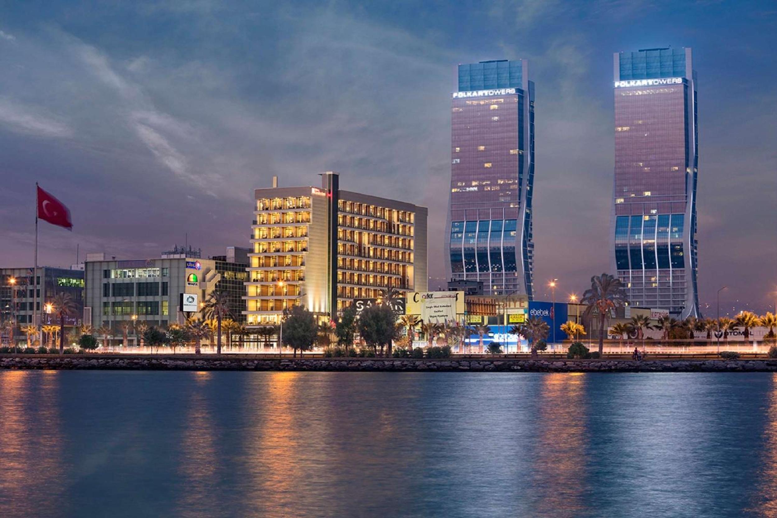 Hilton Garden Inn Izmir Bayrakli - Image 32