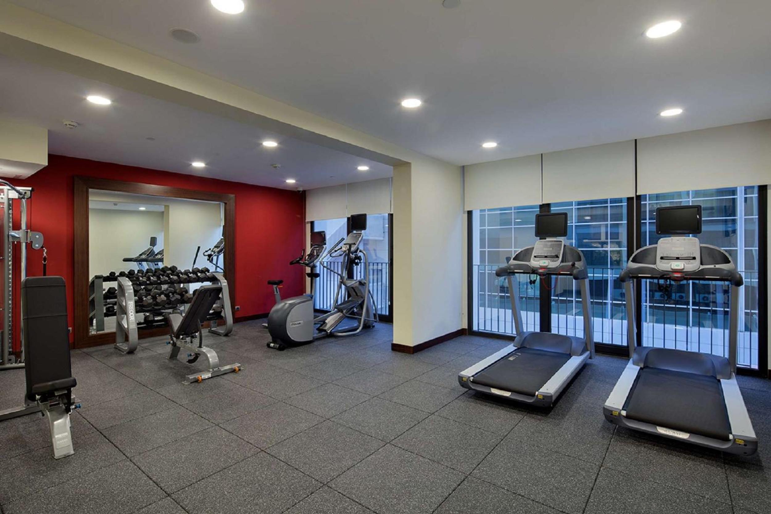 Hilton Garden Inn Izmir Bayrakli - Image 9