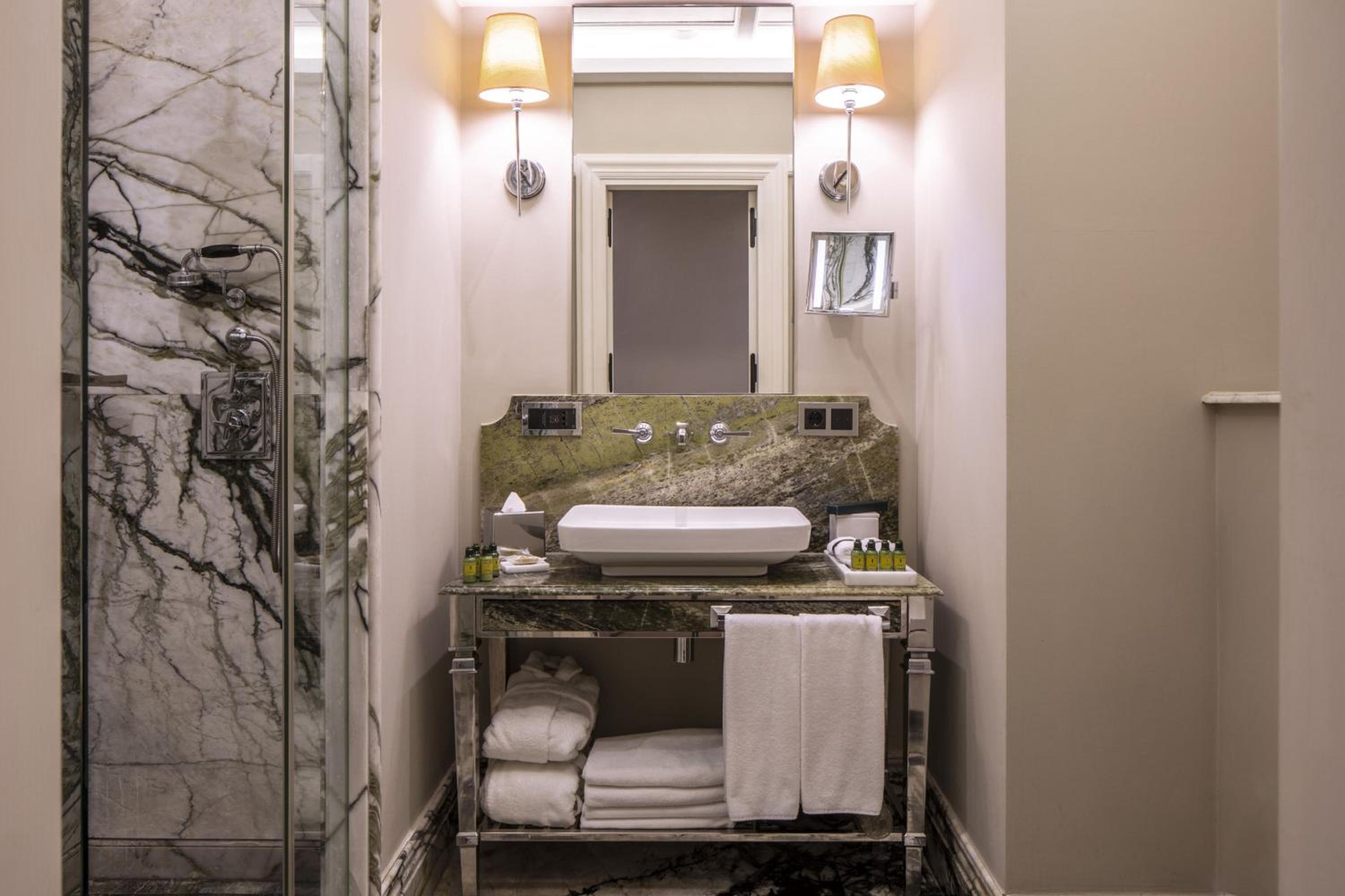 The Bank Hotel Istanbul, a Member of Design Hotels - Image 91