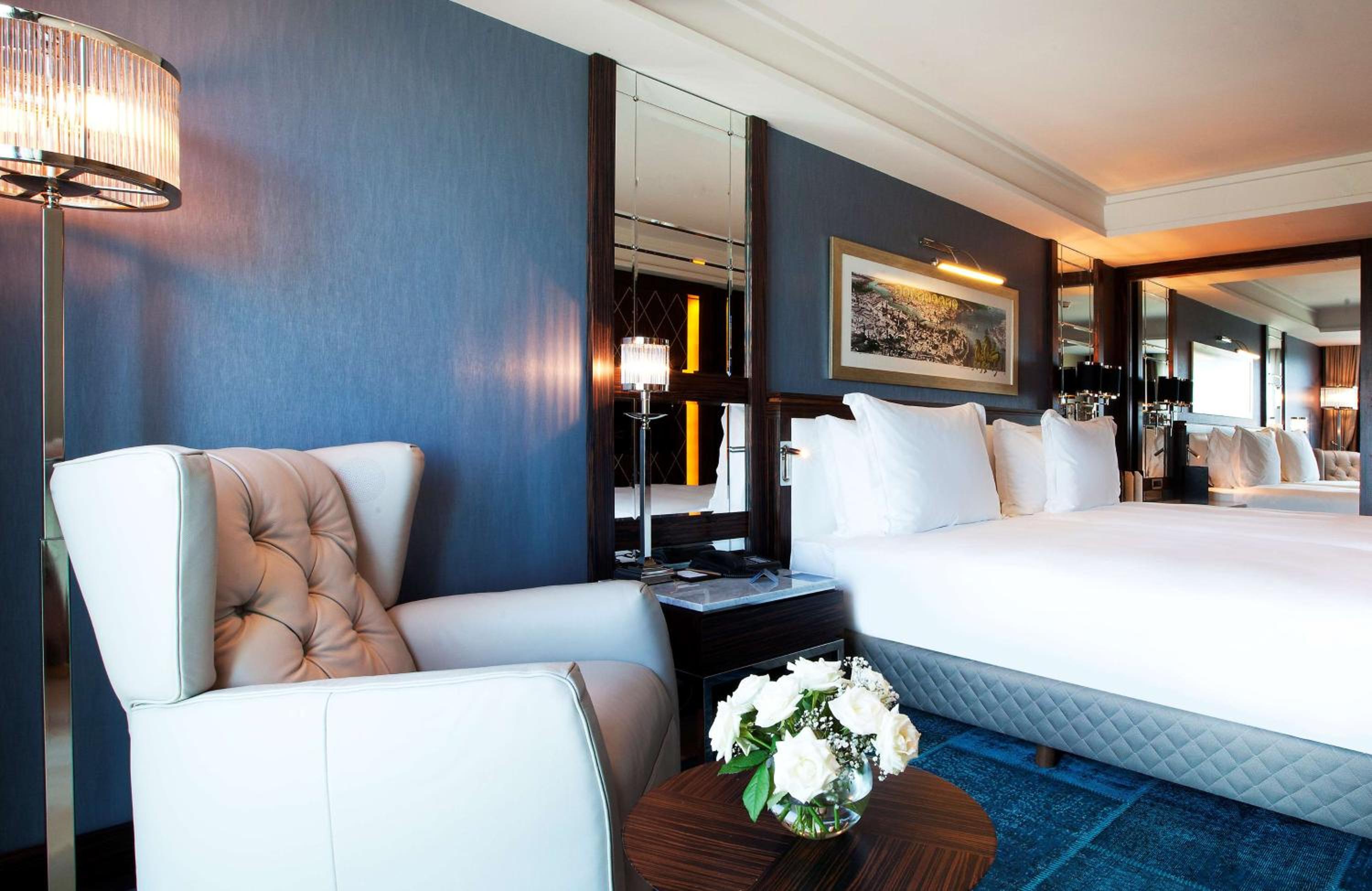 Radisson Blu Hotel Istanbul Pera - Image 10