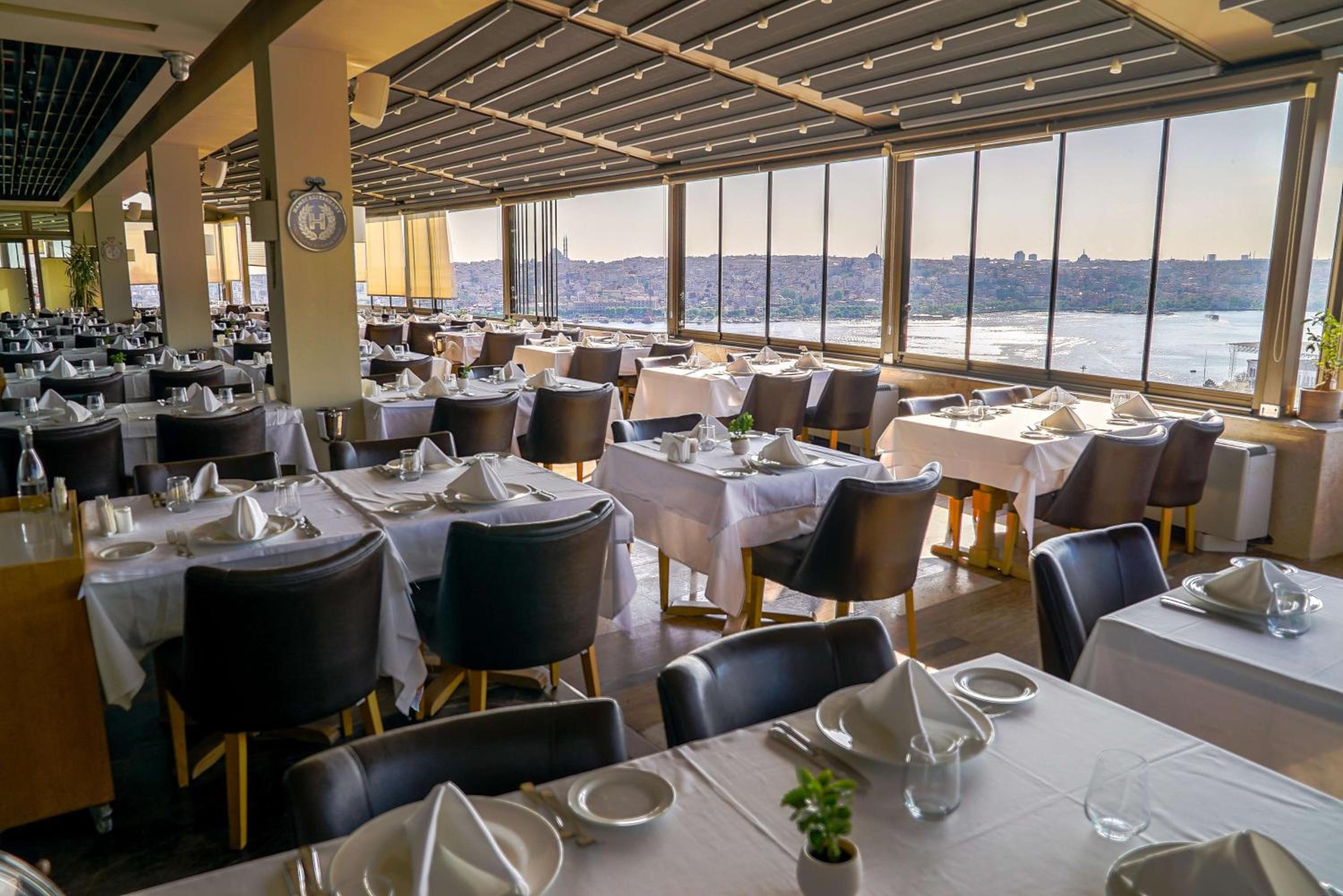 Radisson Blu Hotel Istanbul Pera - Image 83