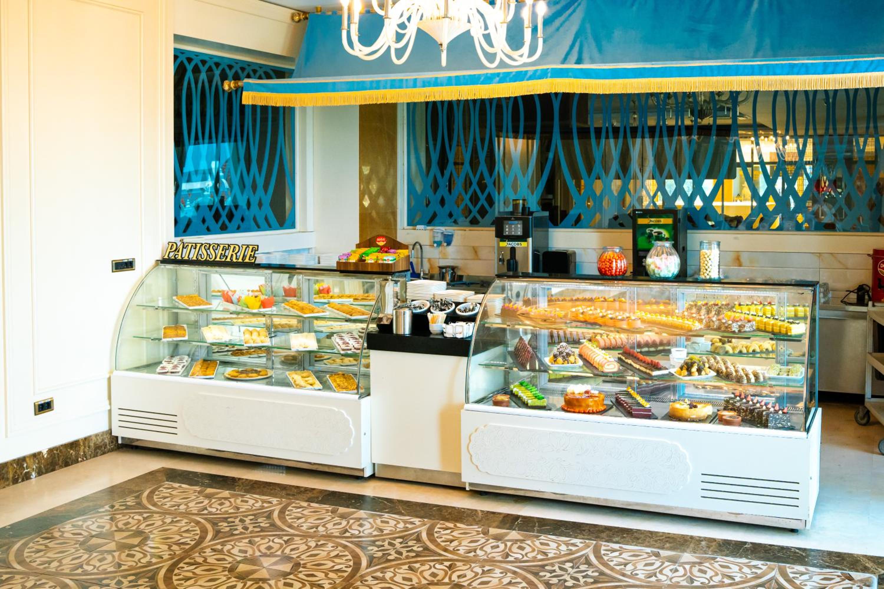 Oz Hotels Side Premium - Image 87