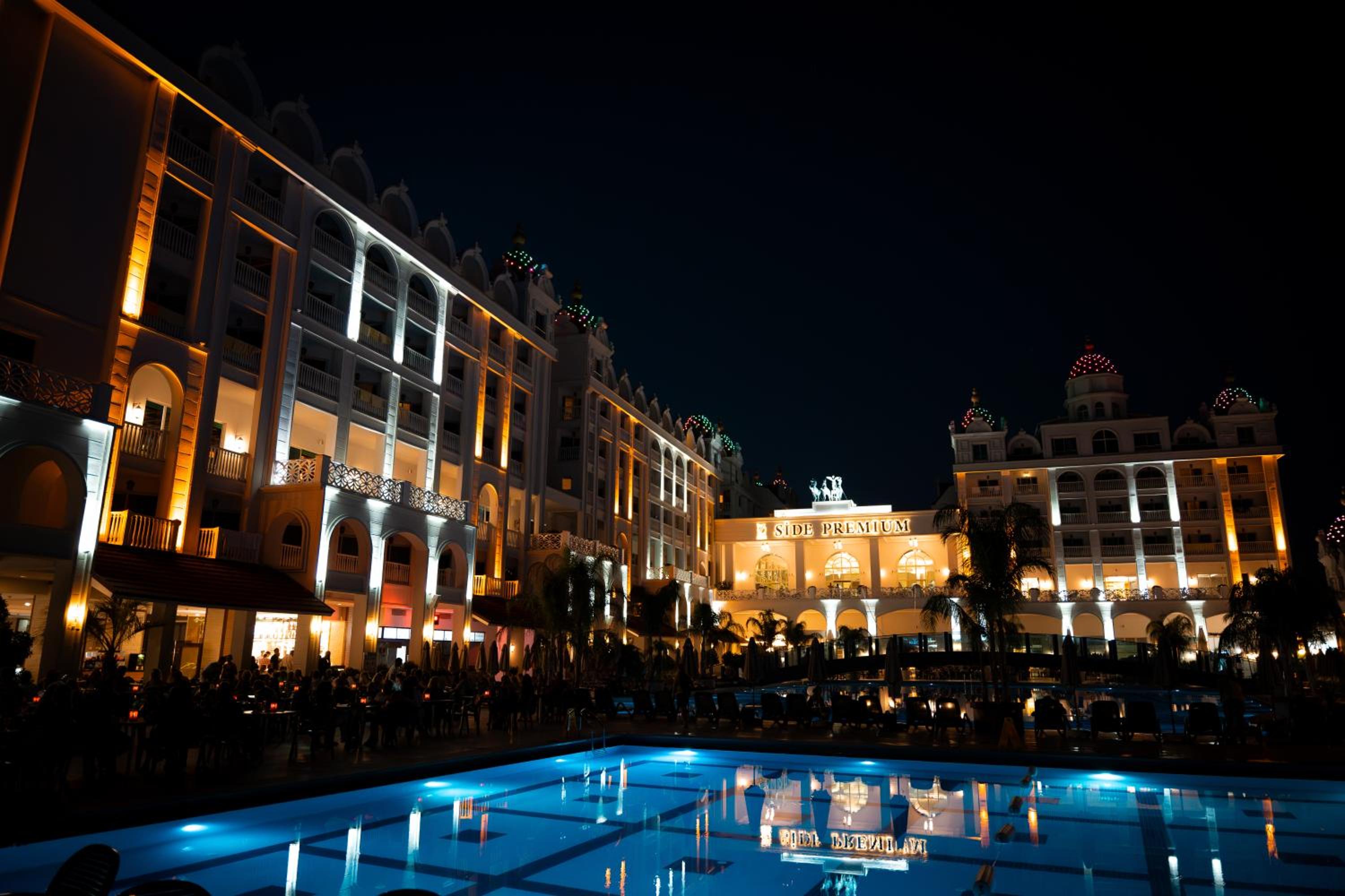 Oz Hotels Side Premium - Image 177