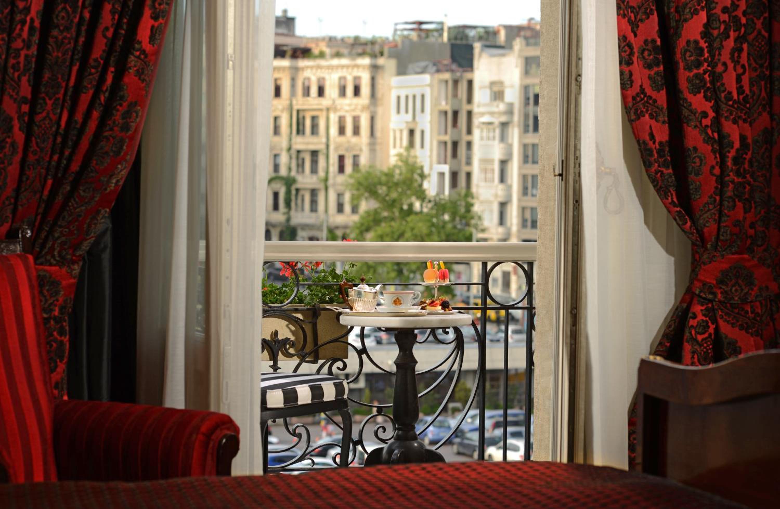 Pera Palace Hotel - Image 11
