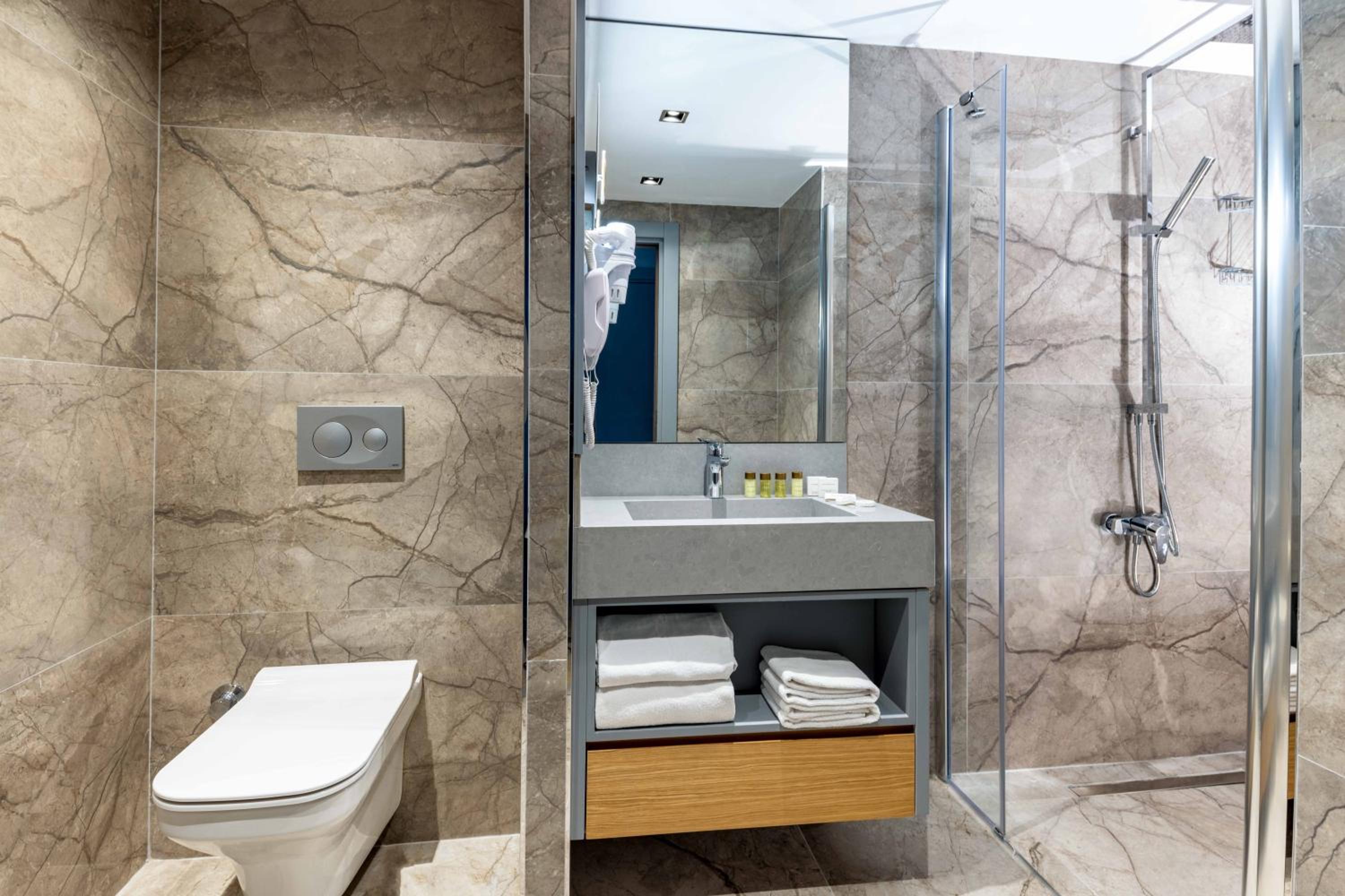 Villa Zurich Otel - Image 12