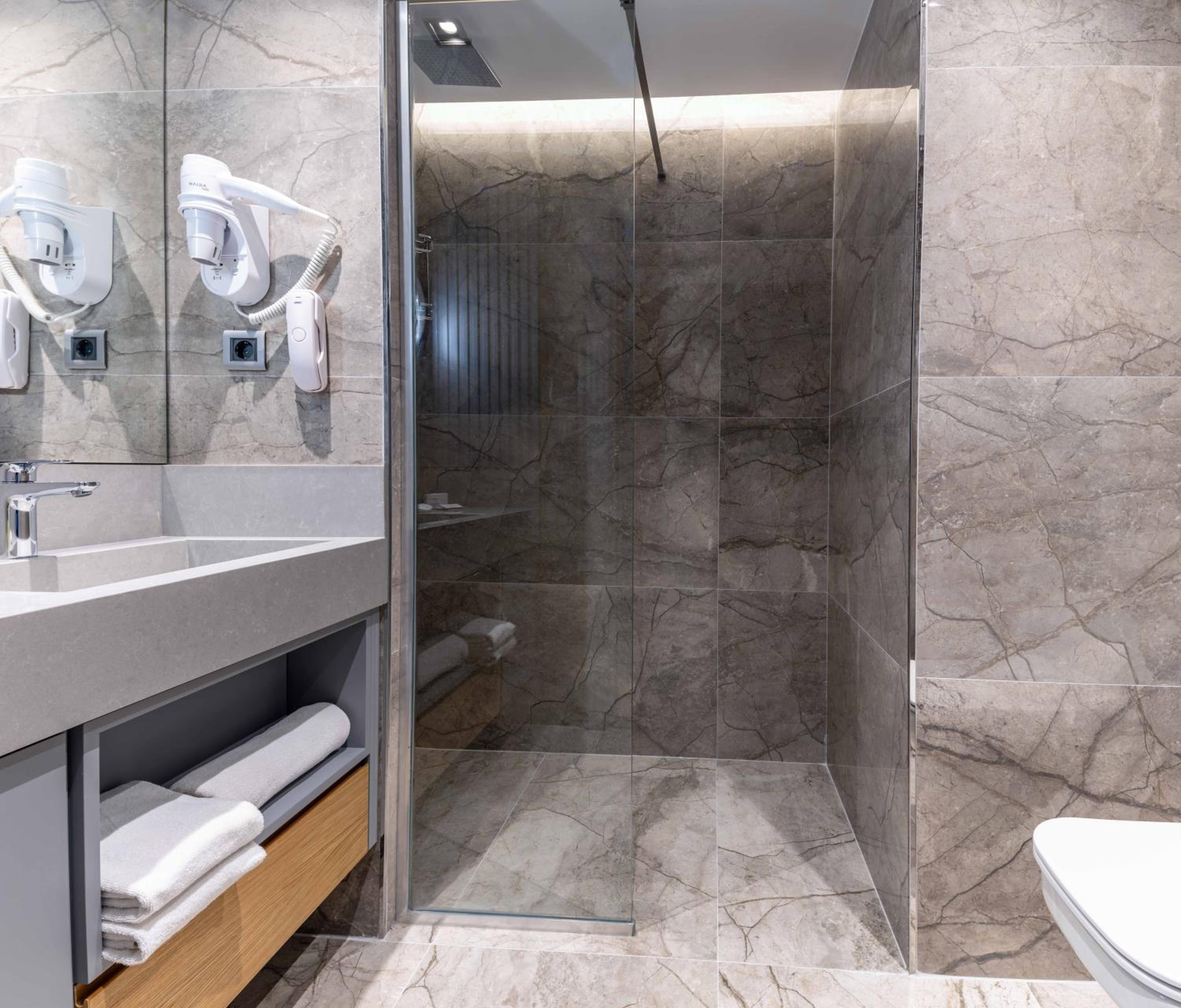 Villa Zurich Otel - Image 15