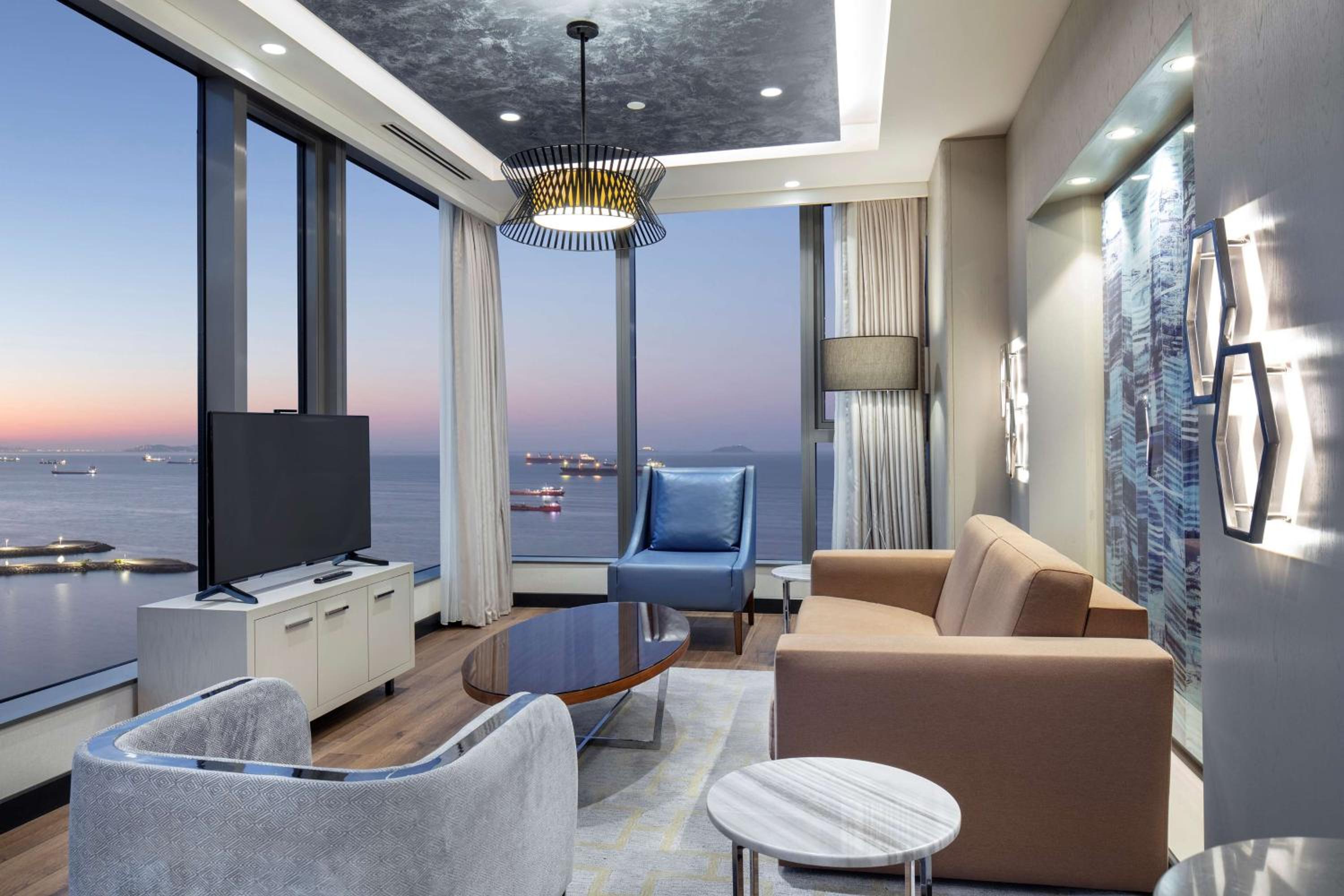 Hilton Istanbul Bakirkoy - Image 10
