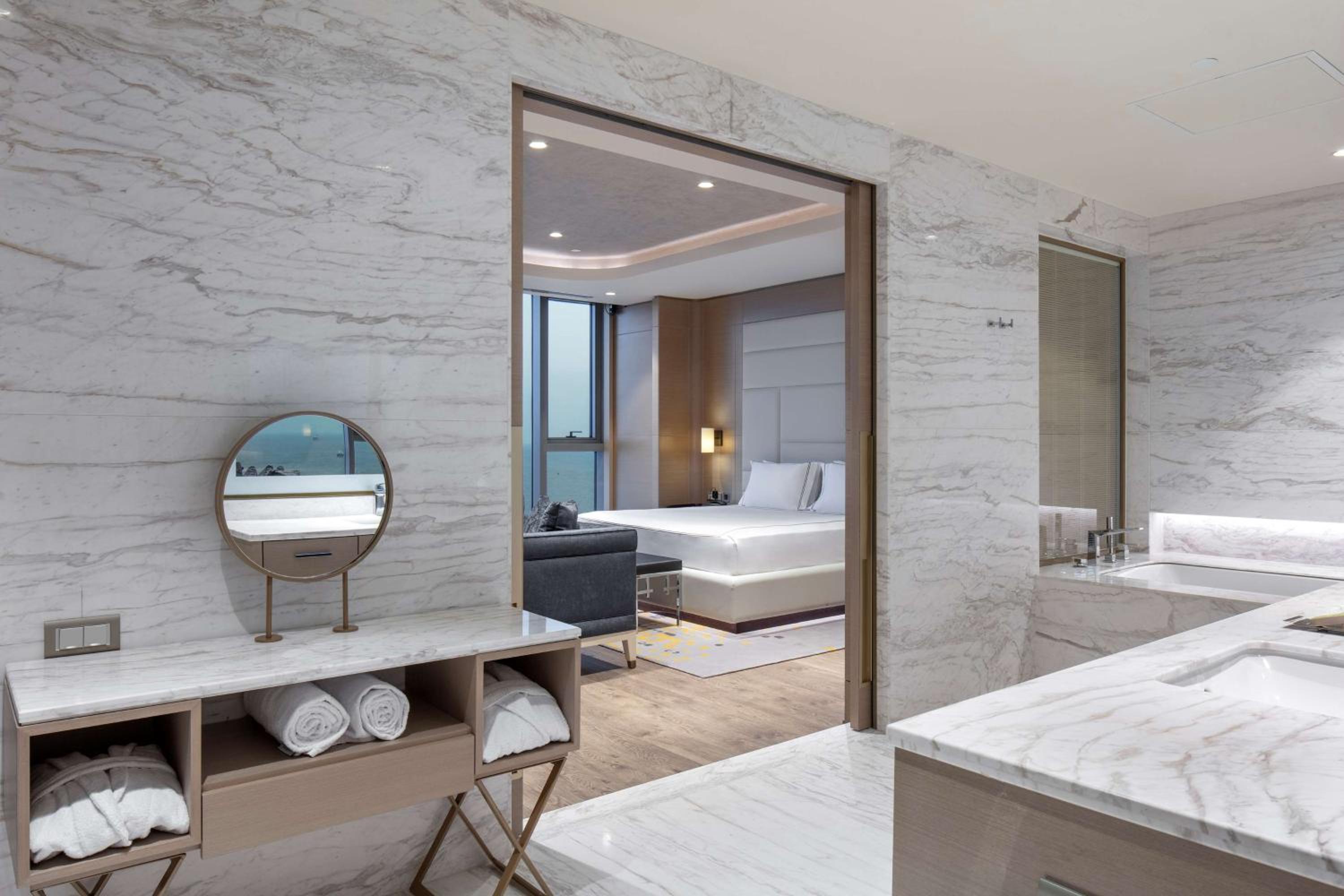 Hilton Istanbul Bakirkoy - Image 21