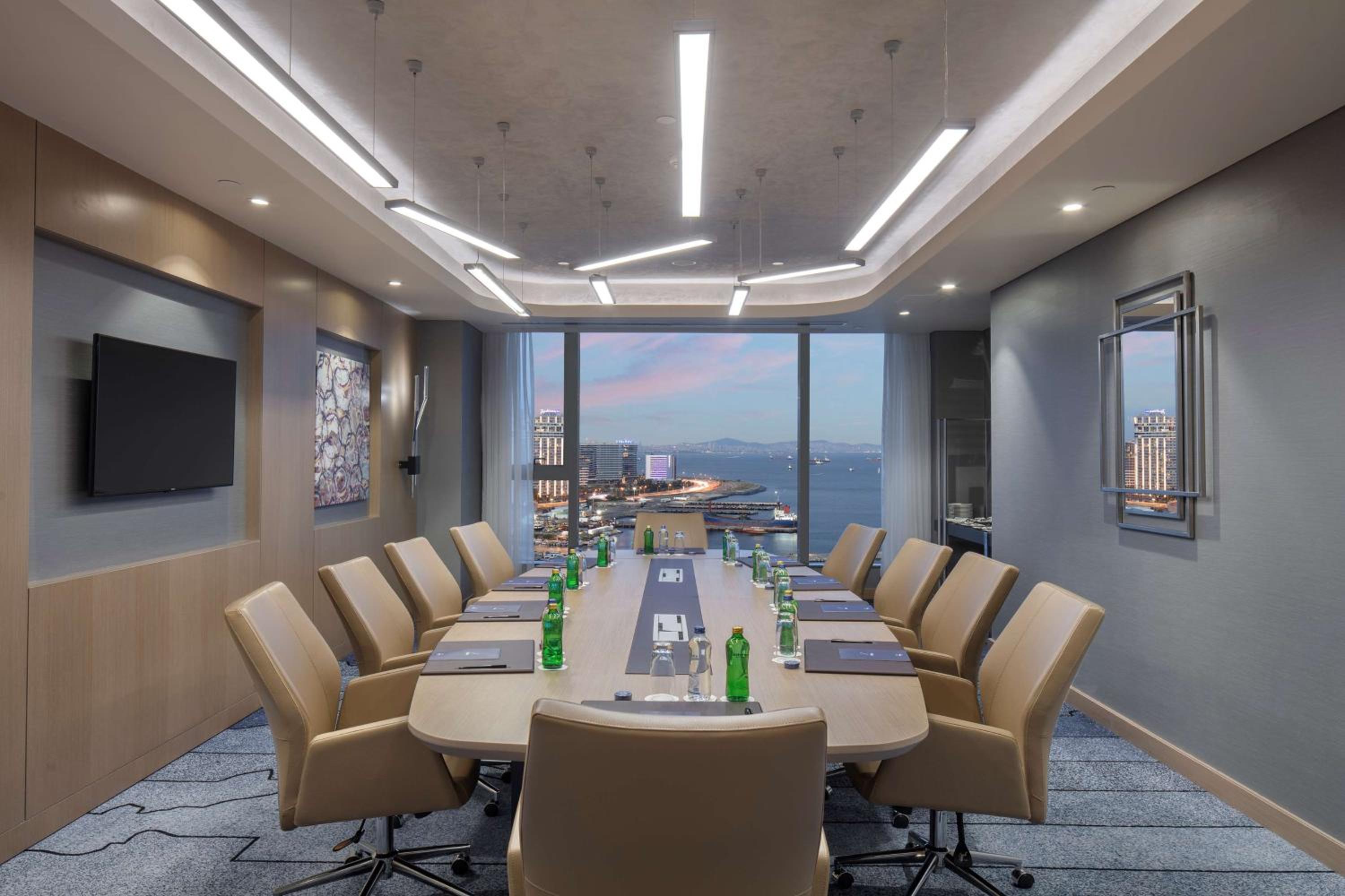 Hilton Istanbul Bakirkoy - Image 85