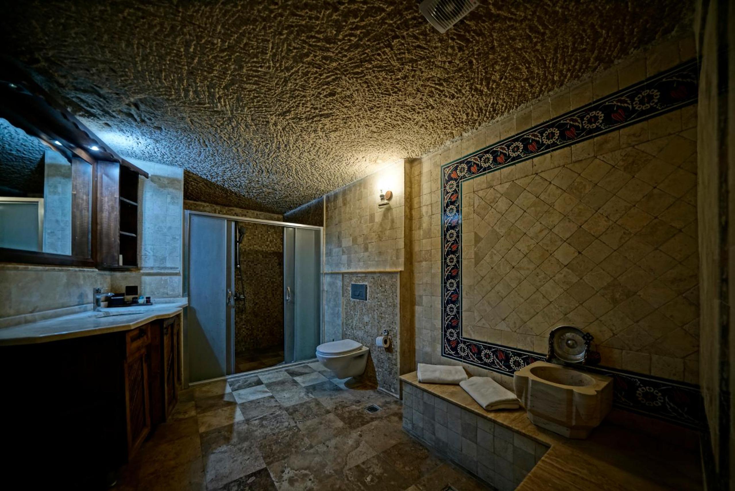 Holiday Cave Hotel - Image 265