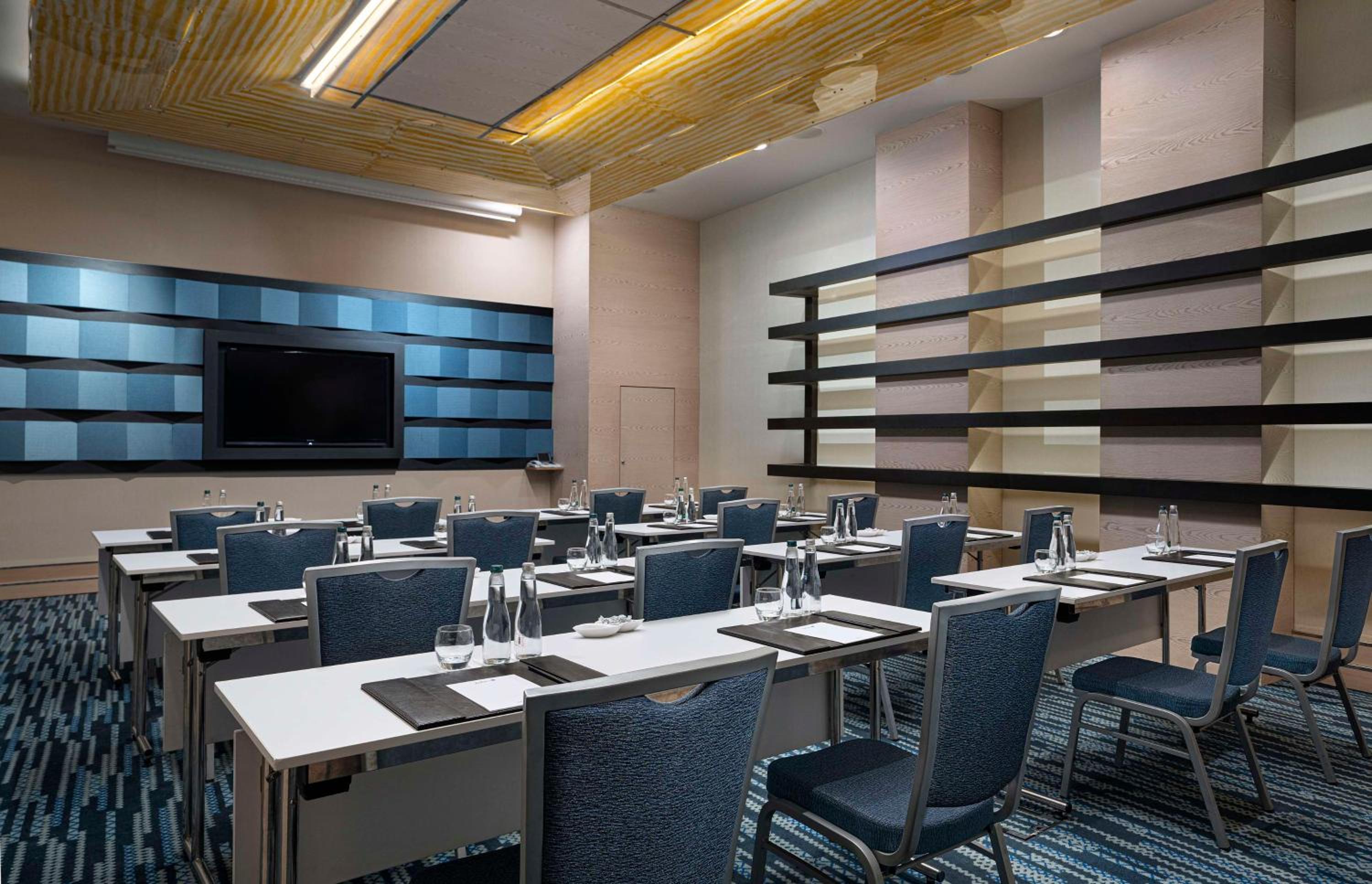 Radisson Blu Hotel Istanbul Pera - Image 36