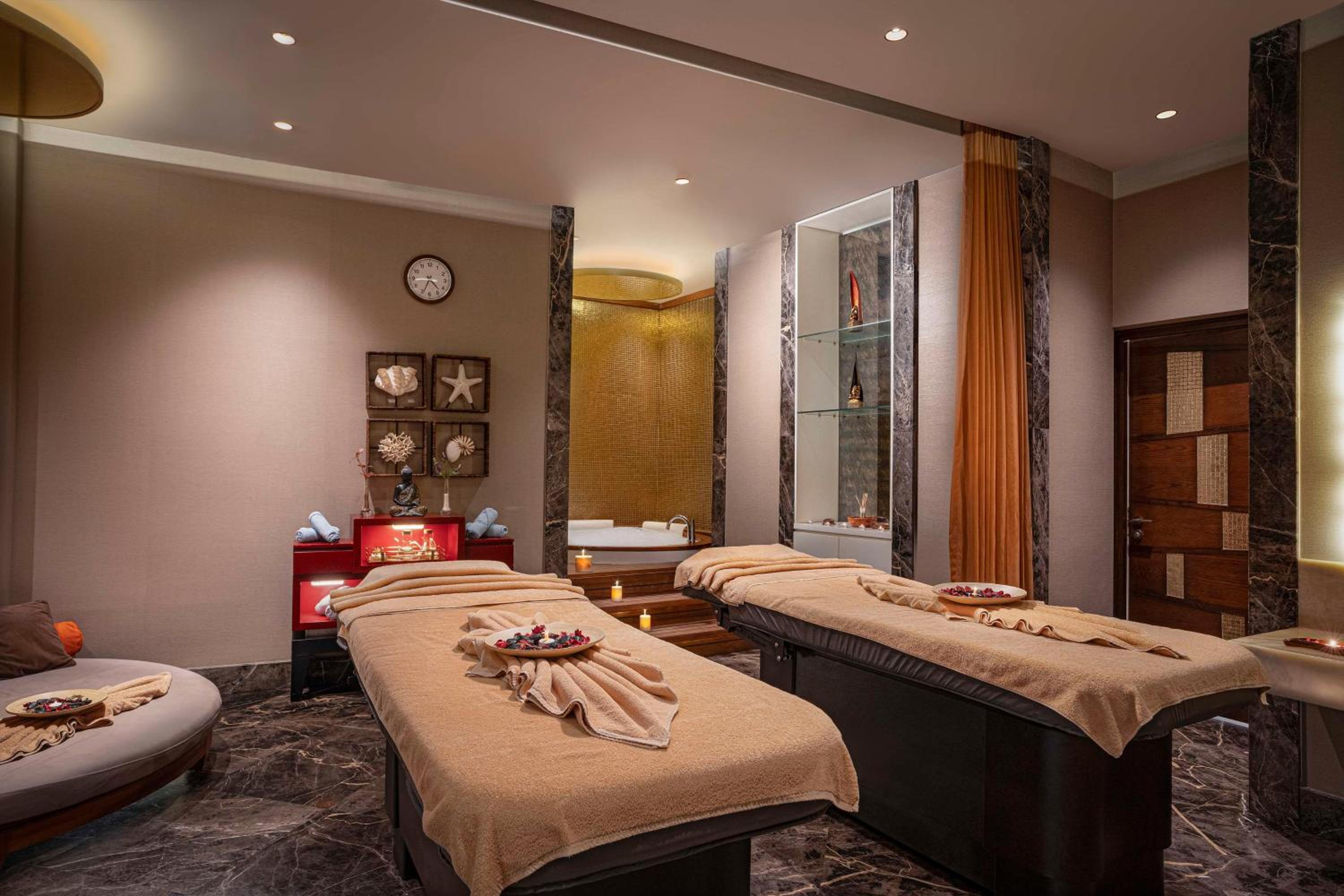 Radisson Blu Hotel Istanbul Pera - Image 49