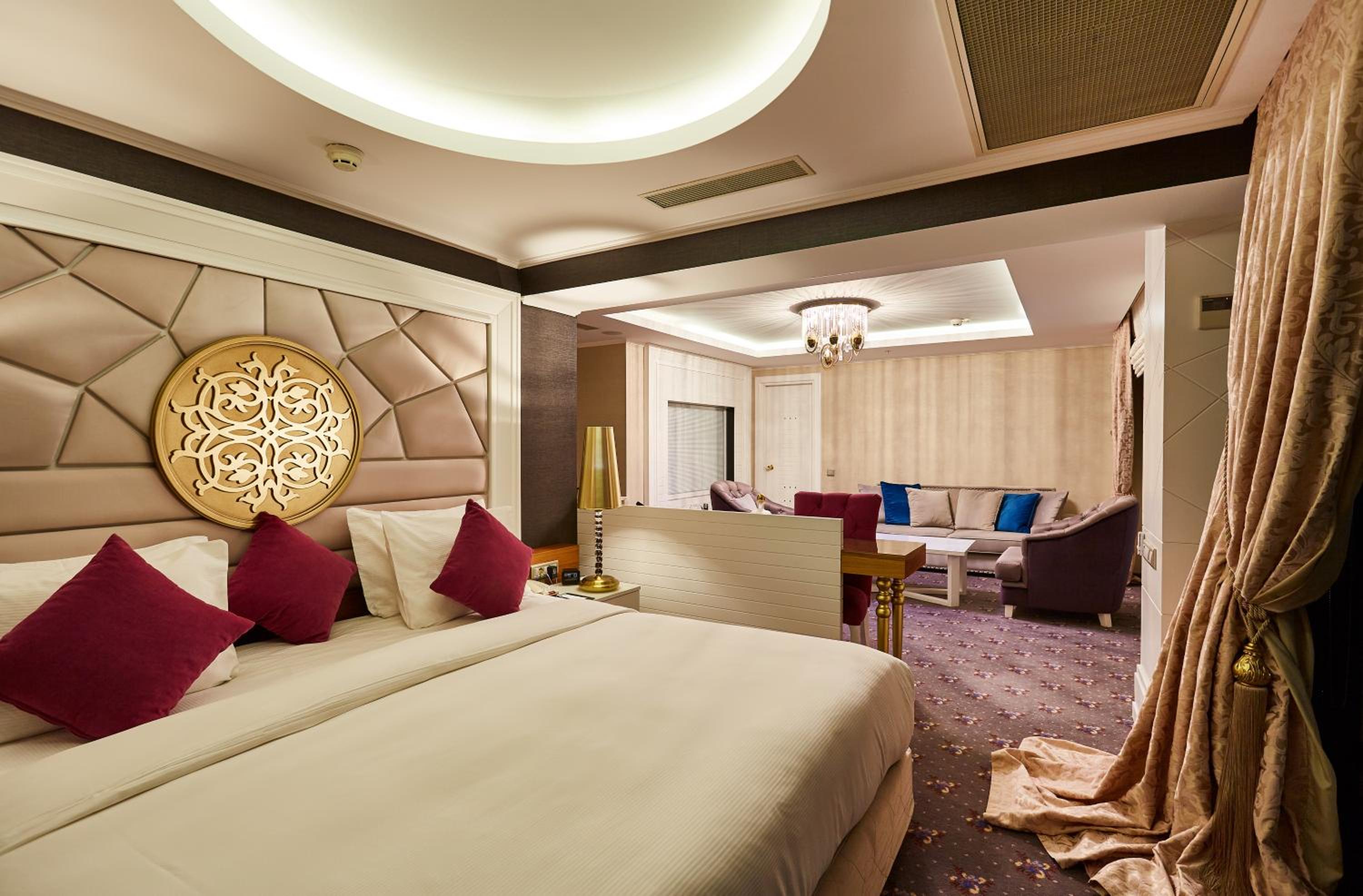 DoubleTree by Hilton Izmir - Alsancak - Image 101