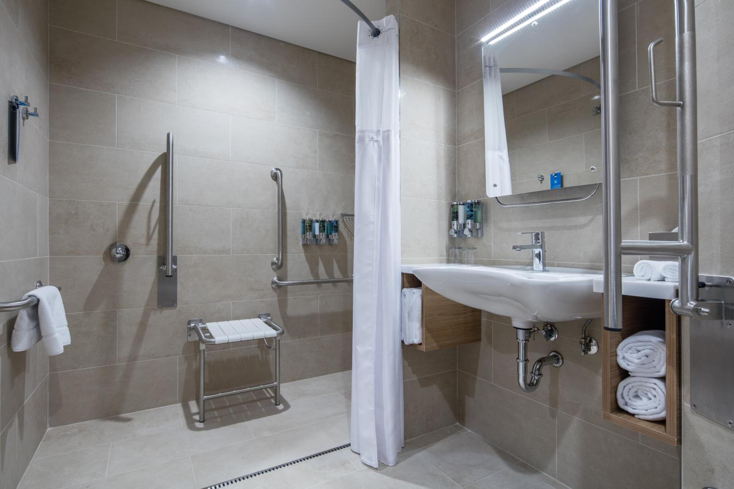 Hampton by Hilton İstanbul Zeytinburnu - Image 5
