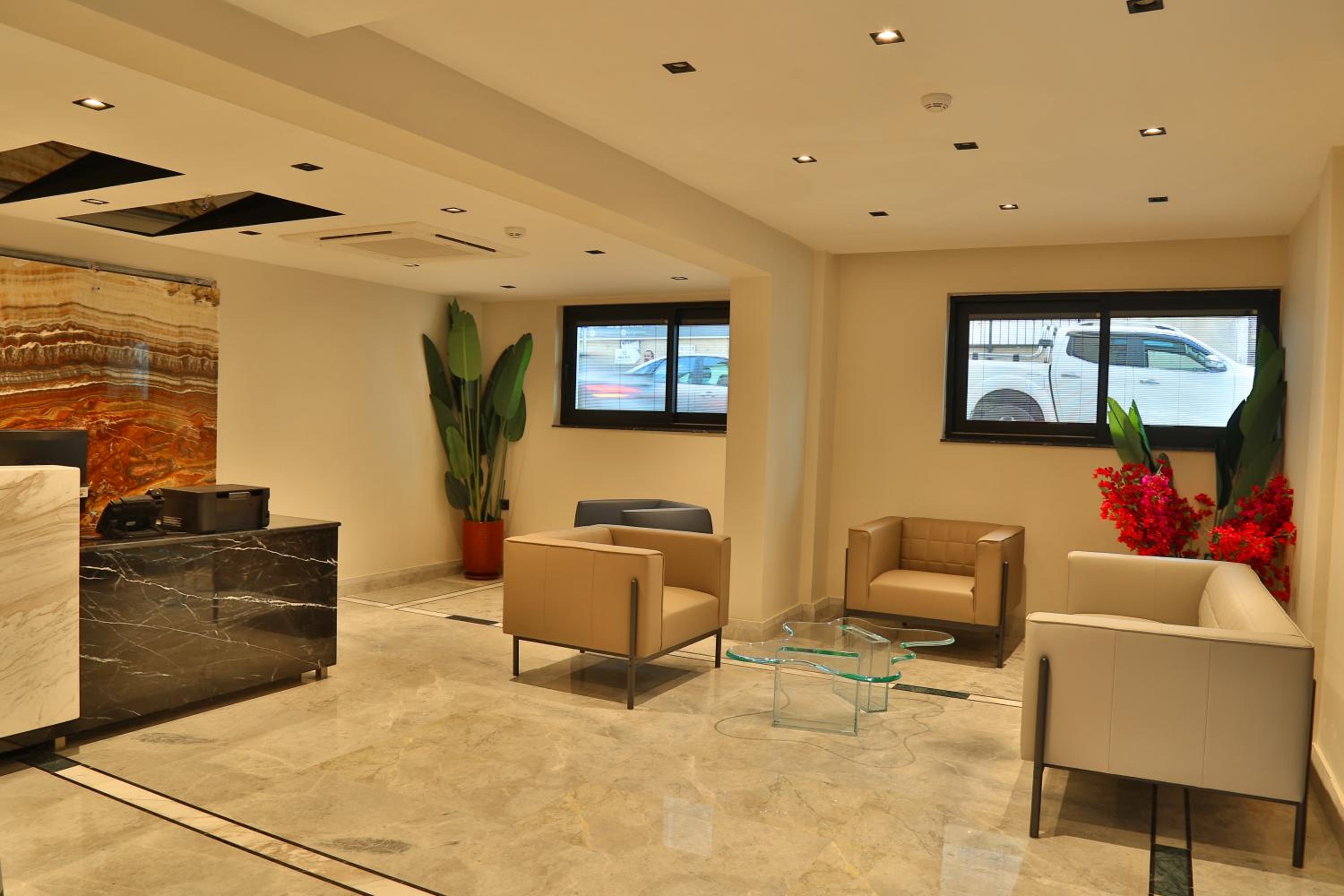 İn The Middle Otel - Image 58