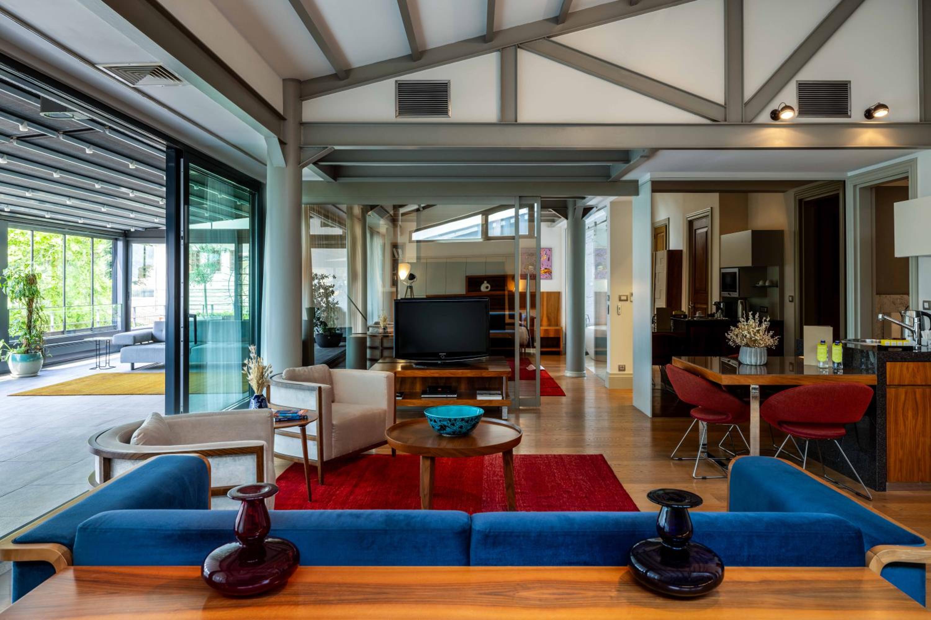 Tomtom Suites - Image 68