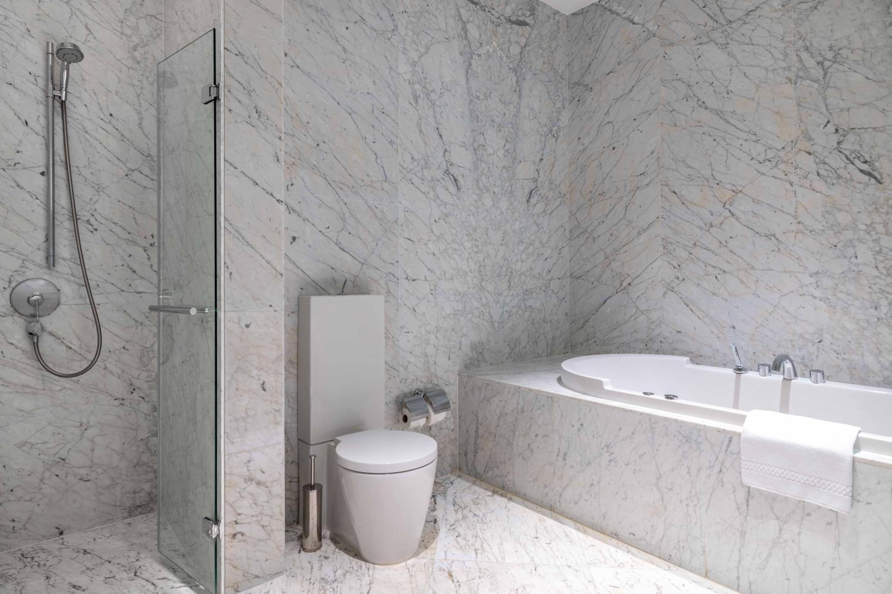 Tomtom Suites - Image 19