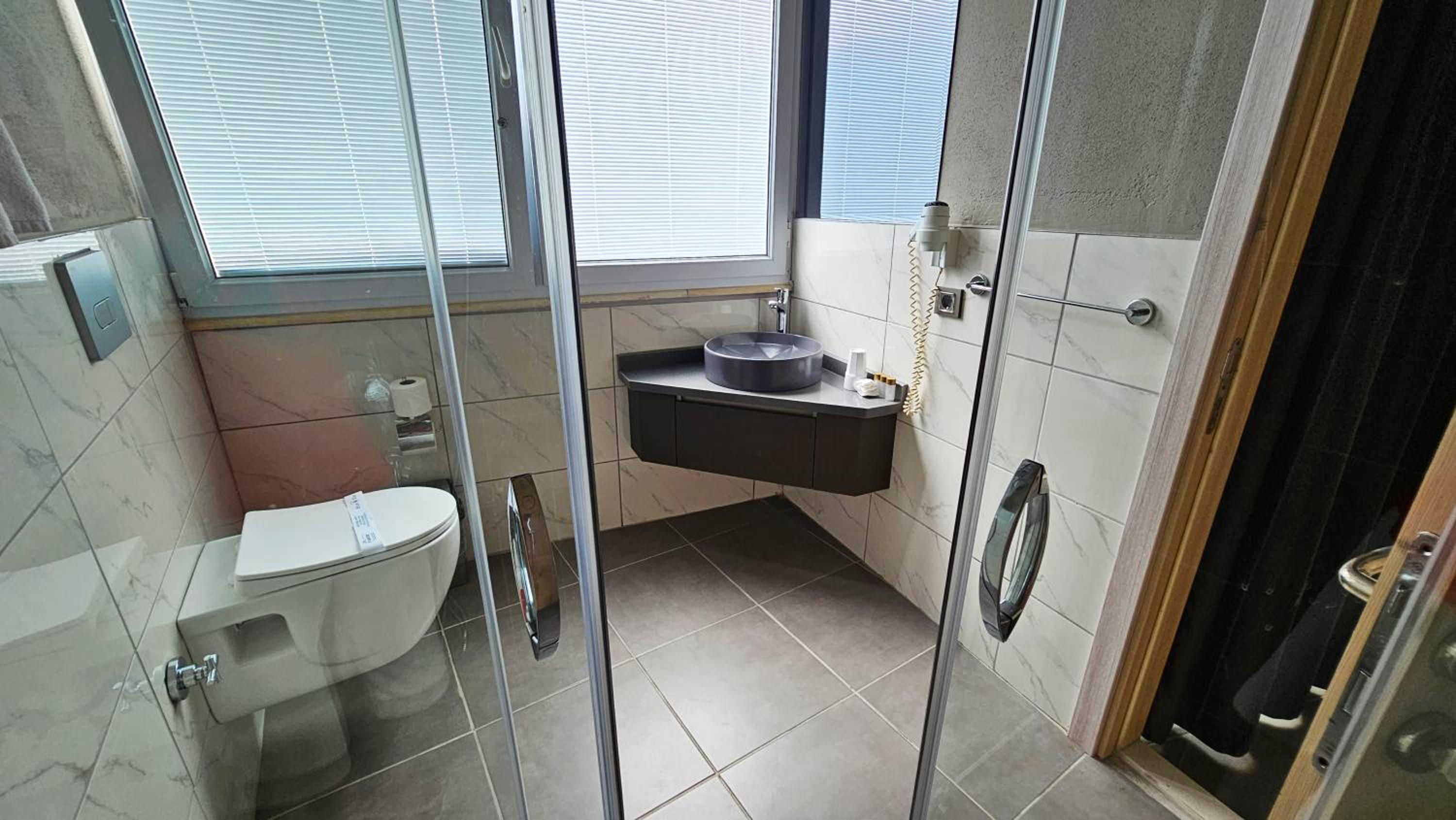 Blue Star Hotel - Image 20