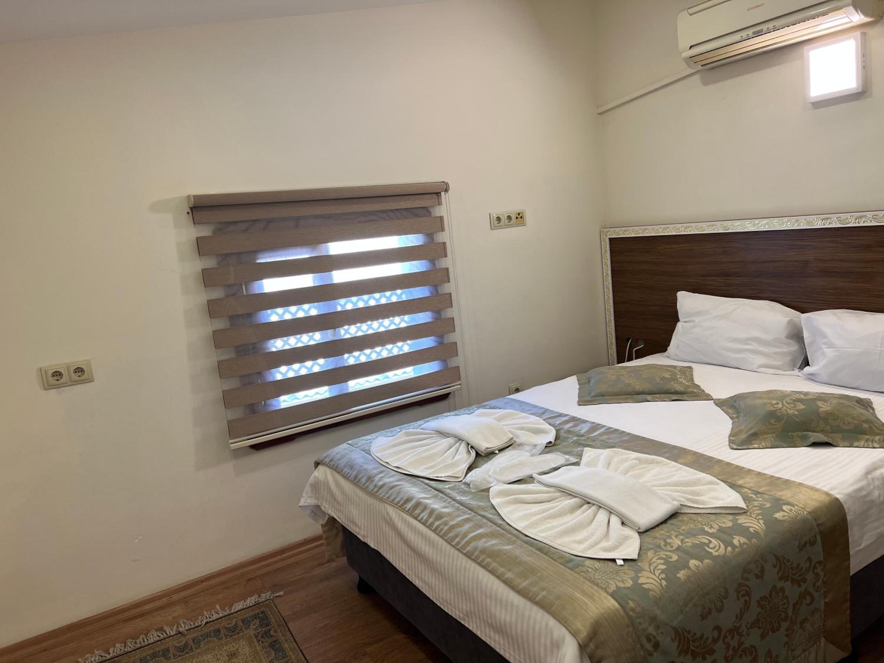 Sultan House - Image 40
