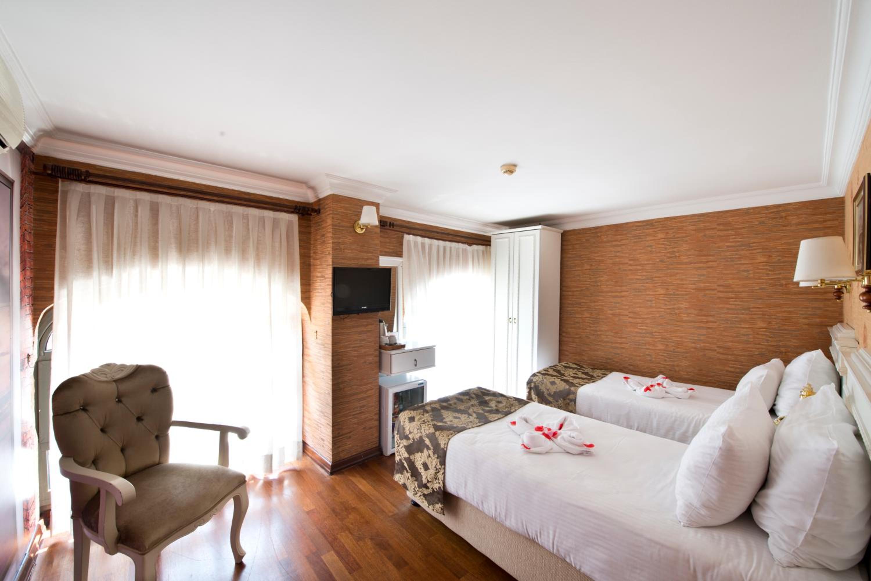Golden Horn Hotel - Image 12