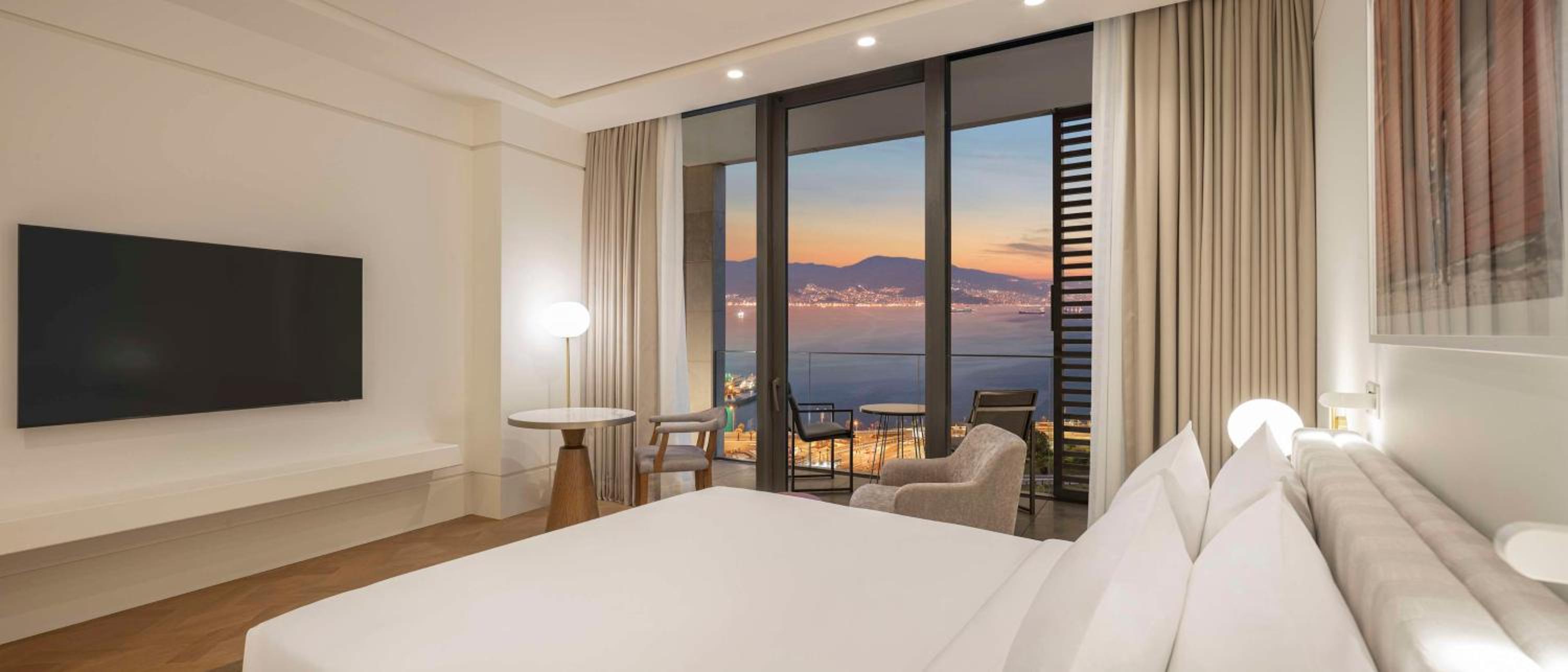 Hyatt Regency Izmir IstinyePark - Image 12