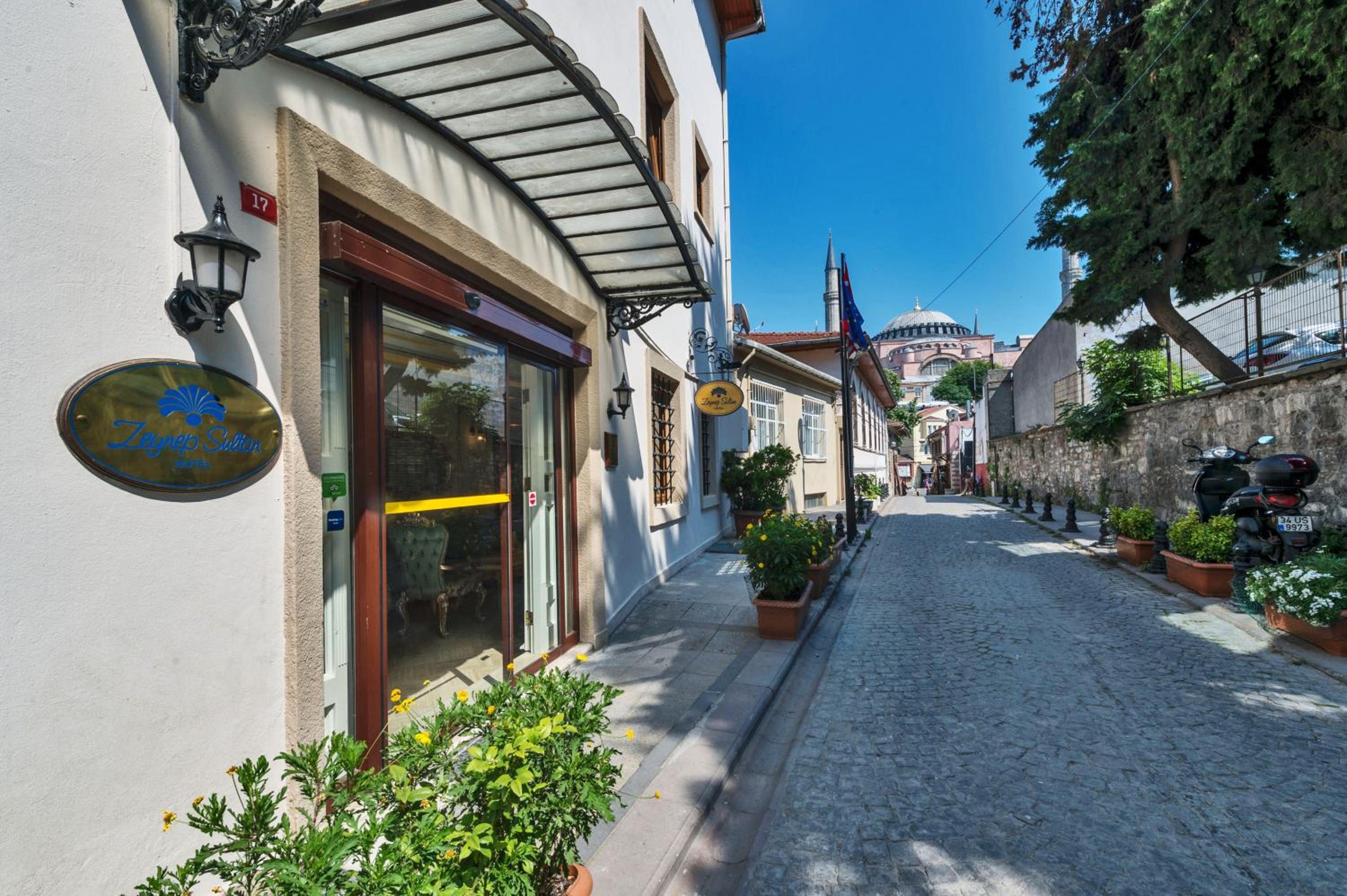 Zeynep Sultan Hotel - Image 41
