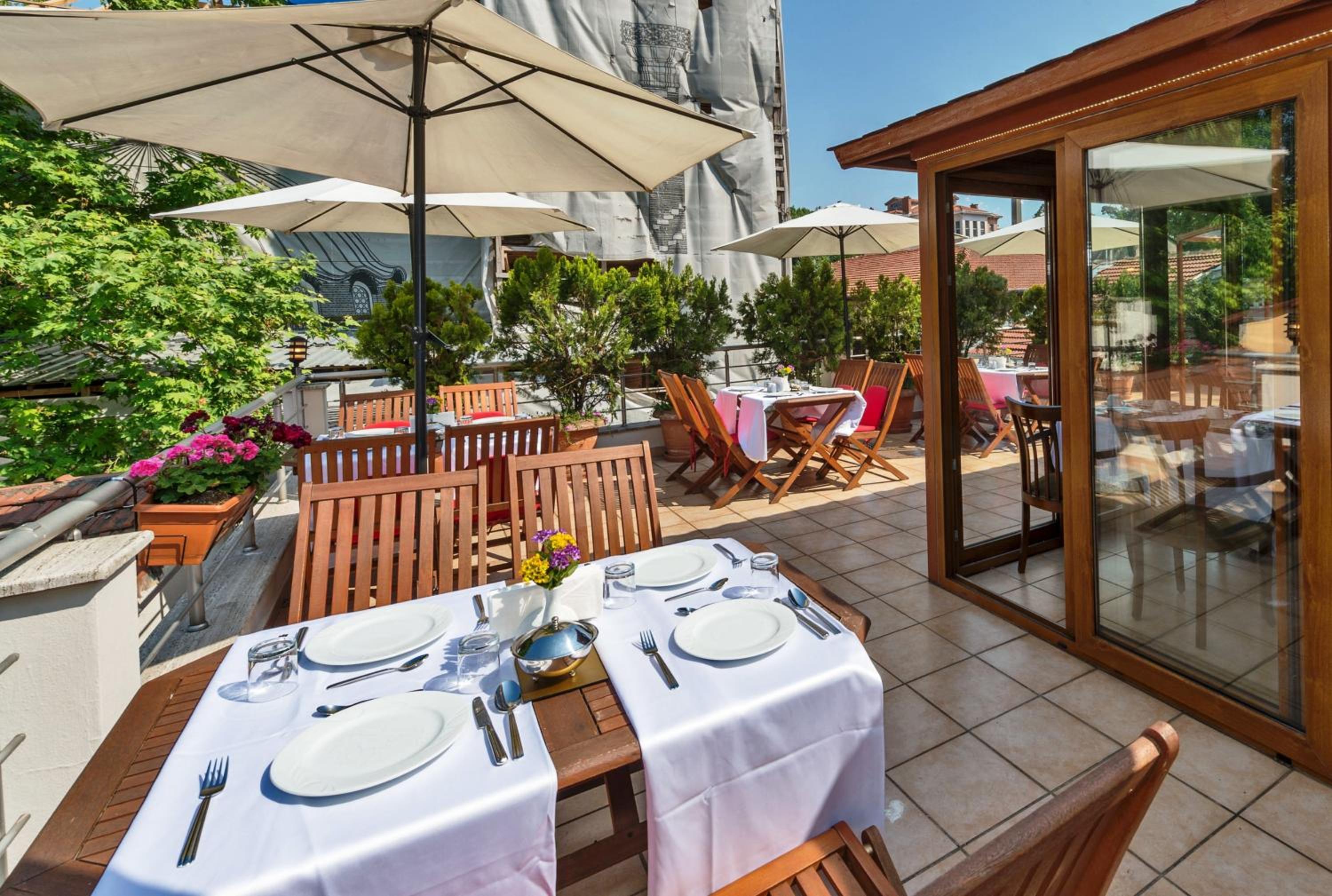 Zeynep Sultan Hotel - Image 9