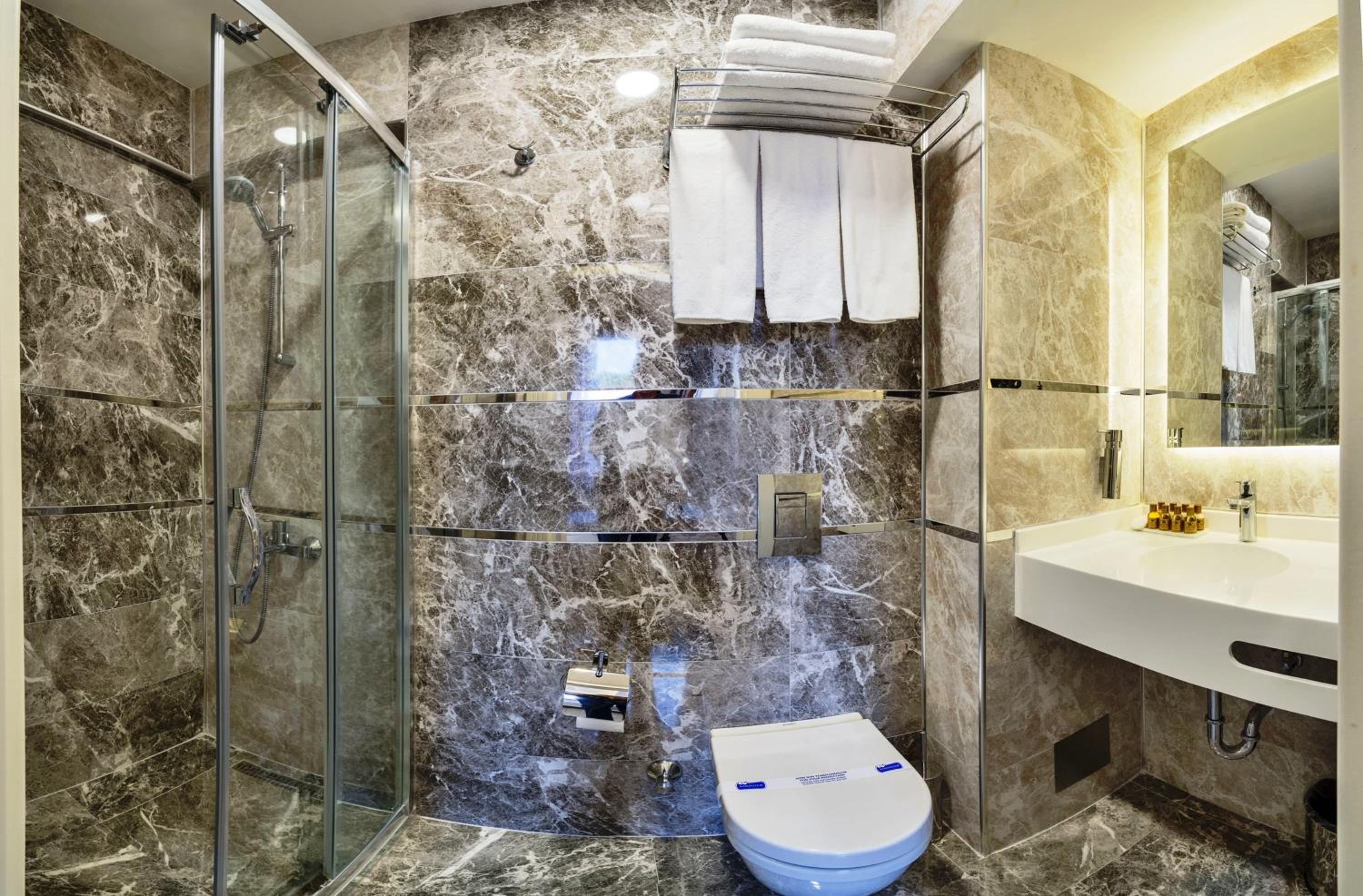 Zeynep Sultan Hotel - Image 18