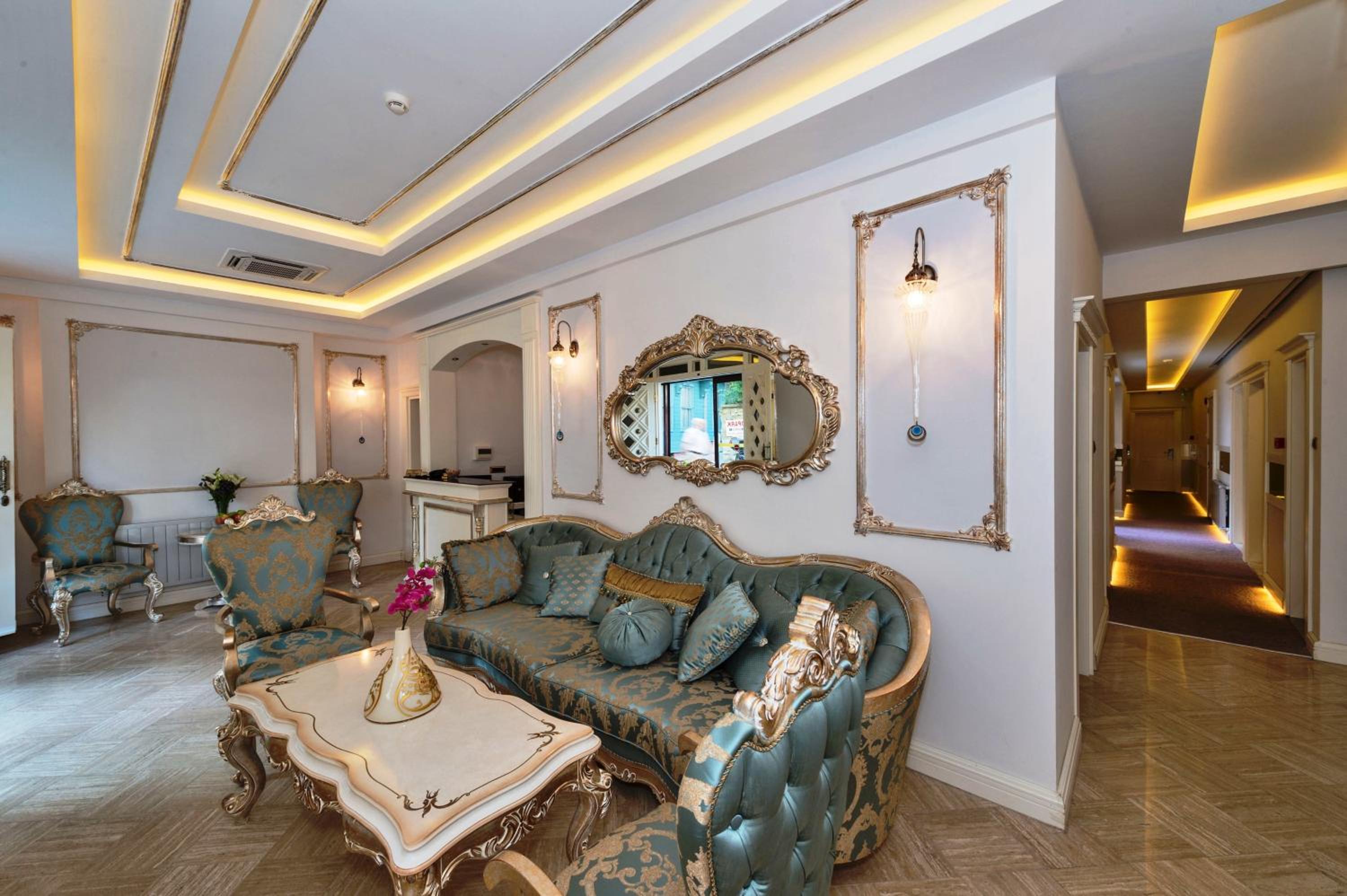 Zeynep Sultan Hotel - Image 5