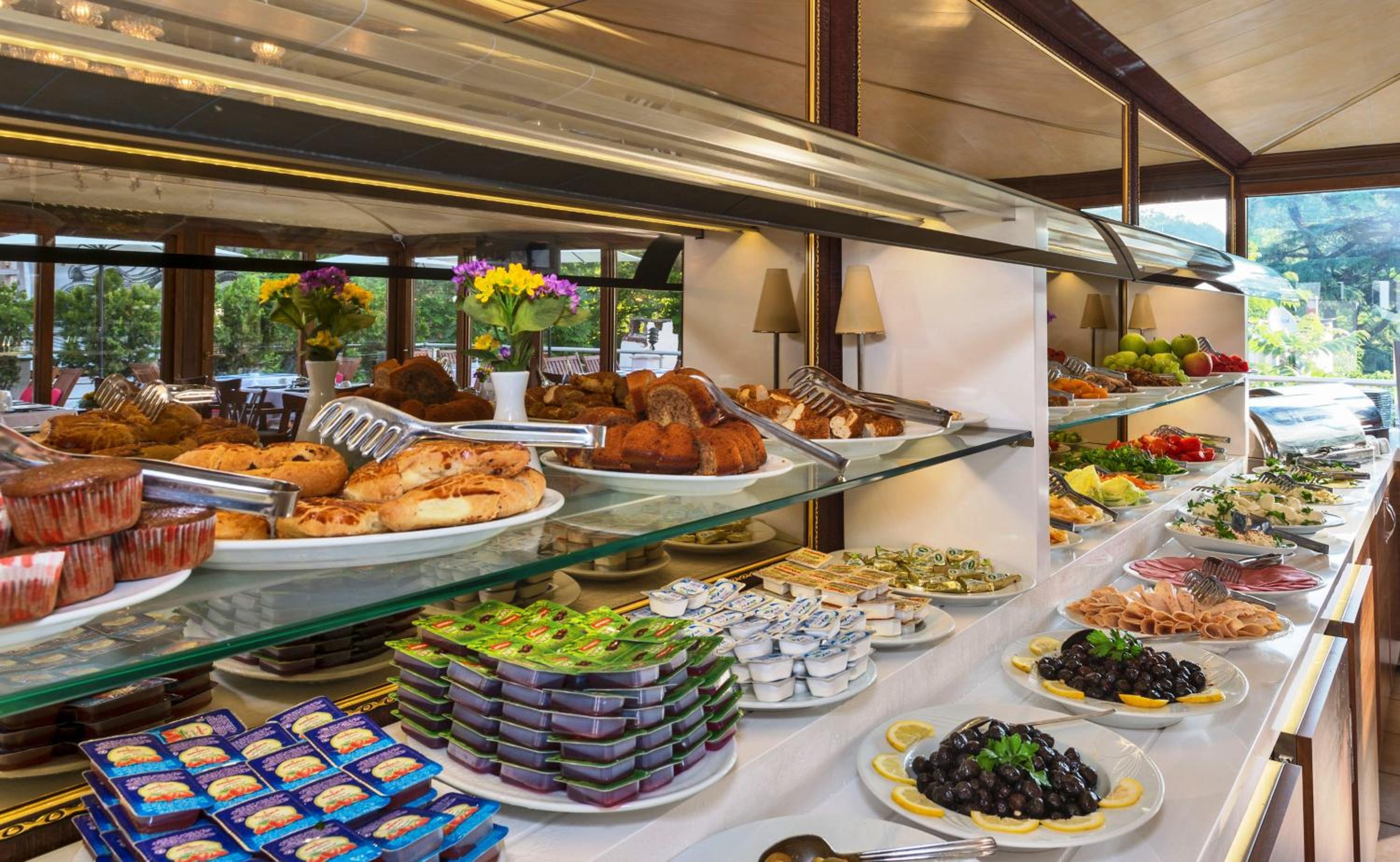 Zeynep Sultan Hotel - Image 12