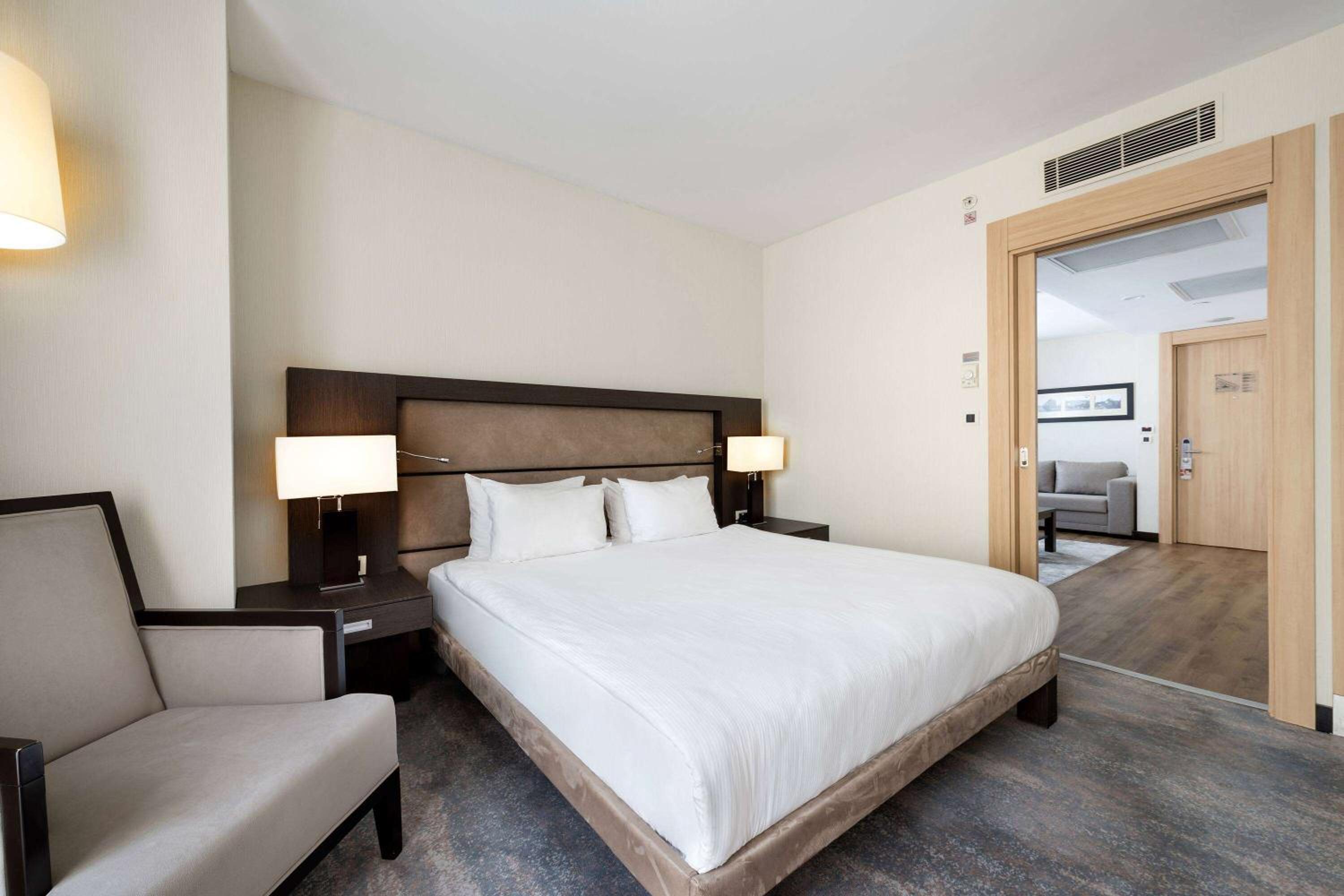 Ramada Plaza By Wyndham İstanbul Şehir Merkezi - Image 57