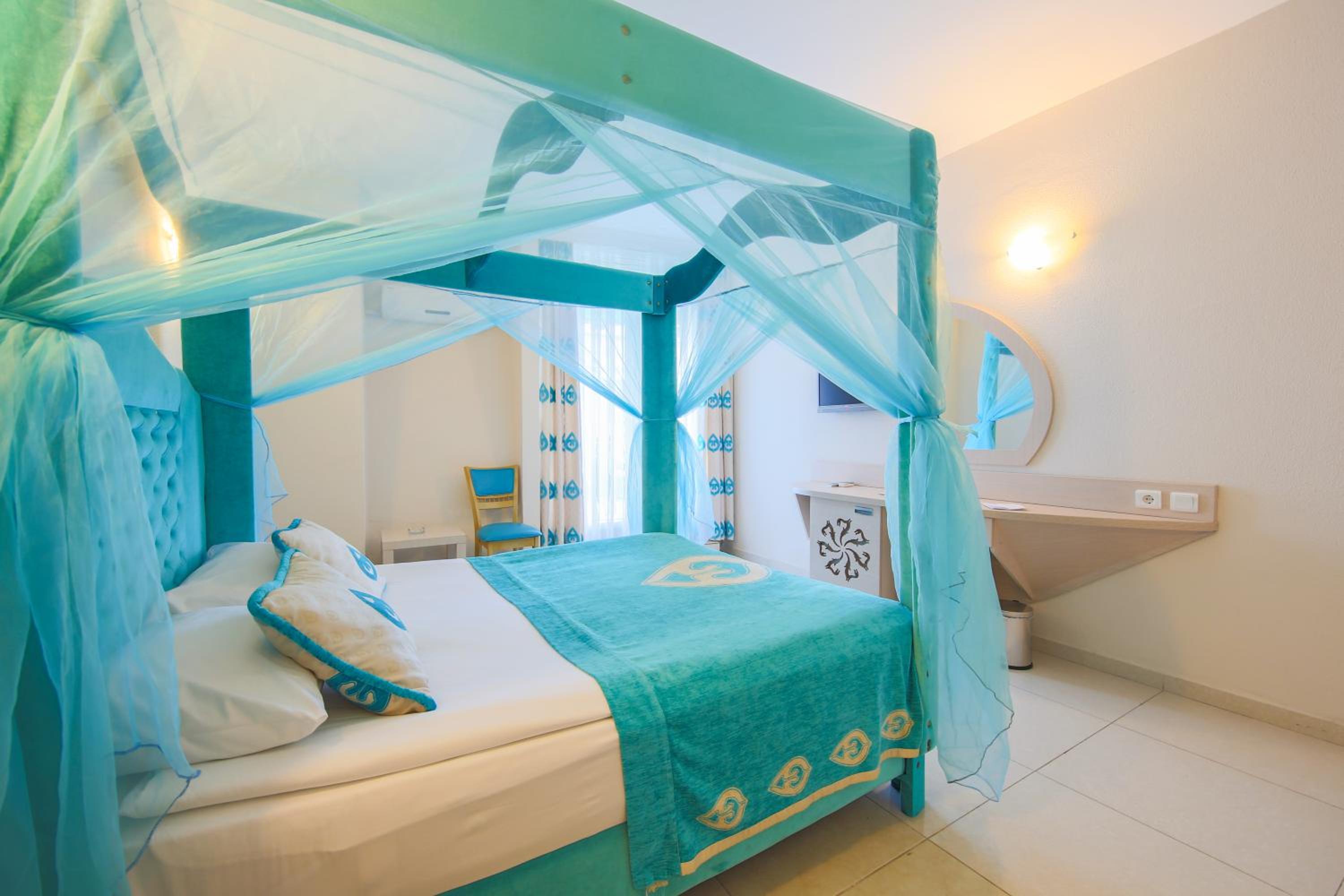 Daima Biz Otel - Dolusu Aquapark Erişimi - Image 24