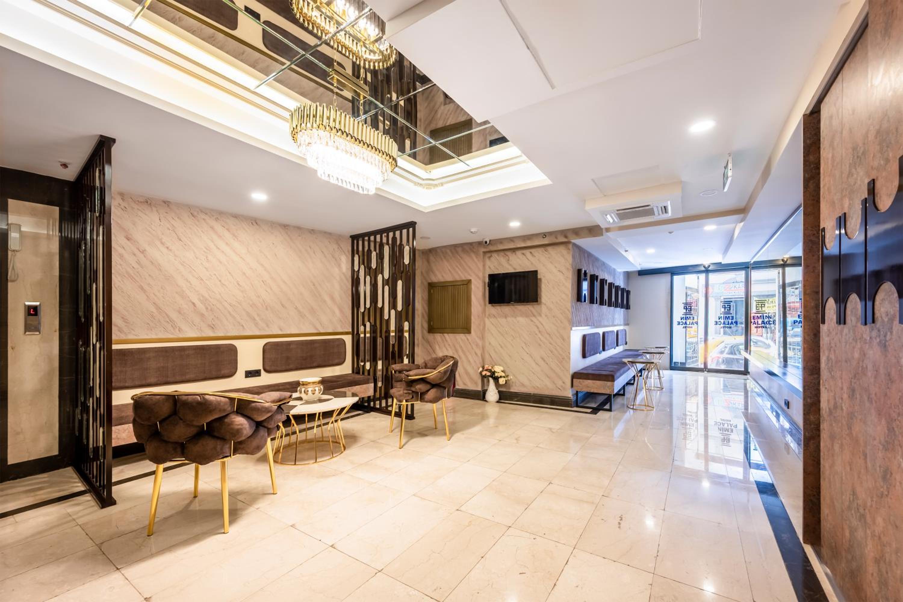 Emin Palace - Image 18