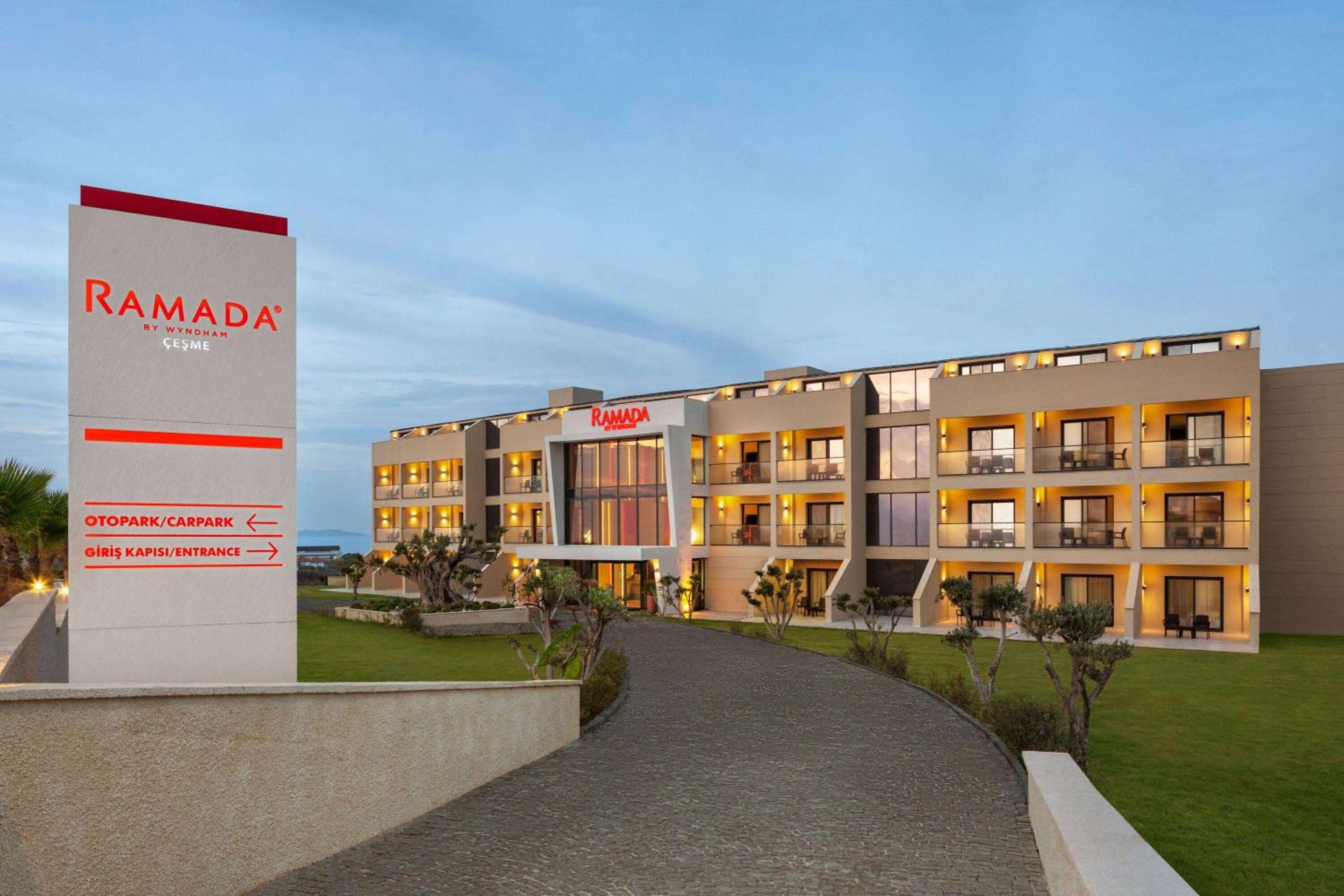 Ramada by Wyndham Cesme - Image 16
