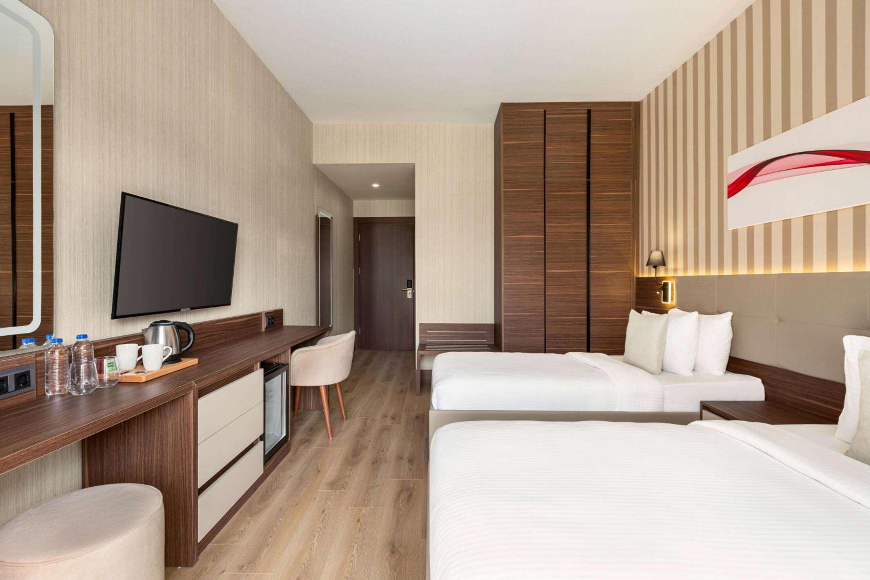 Ramada by Wyndham Cesme - Image 13