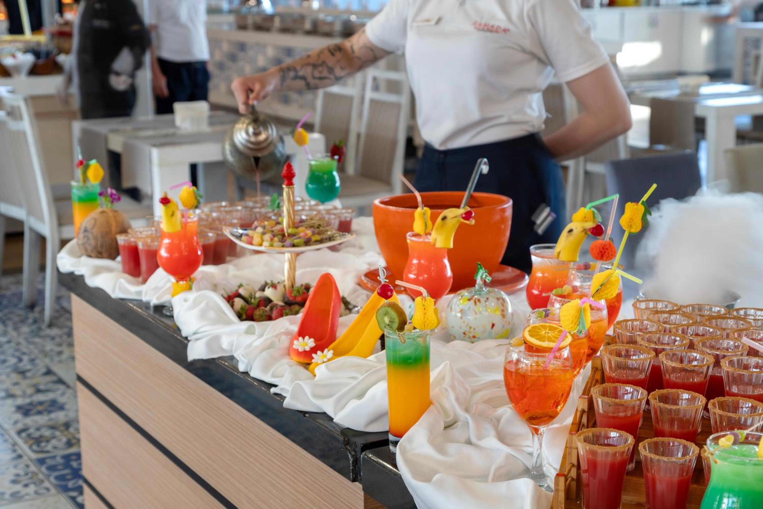 Ramada Plaza Antalya - Image 41