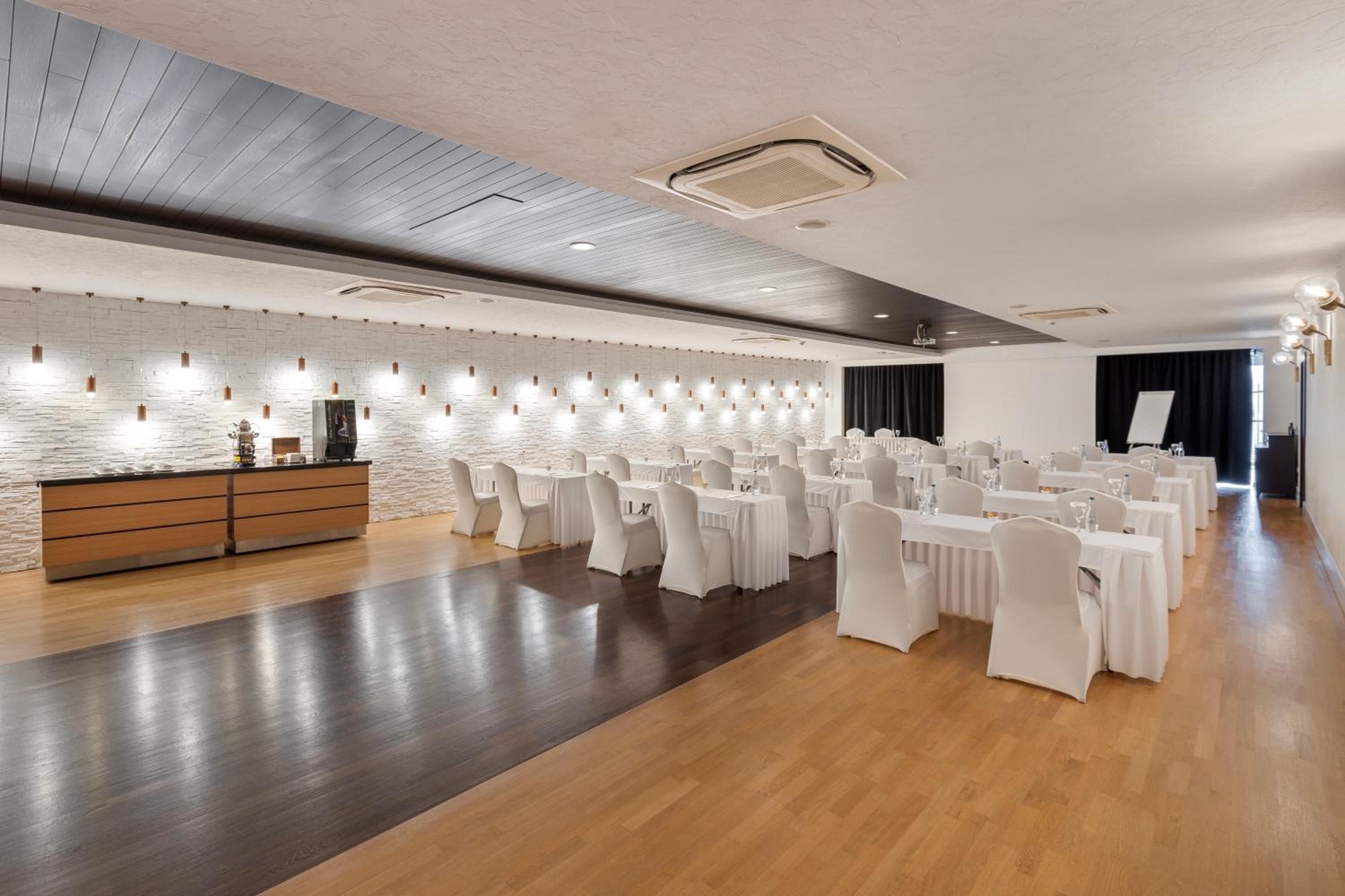 Ramada Plaza Antalya - Image 82