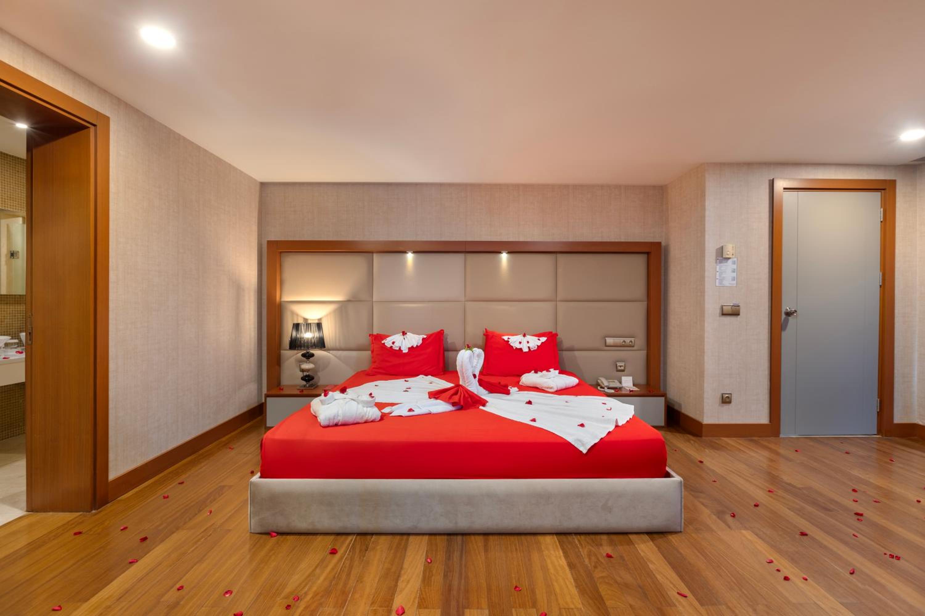 Ramada Plaza Antalya - Image 115
