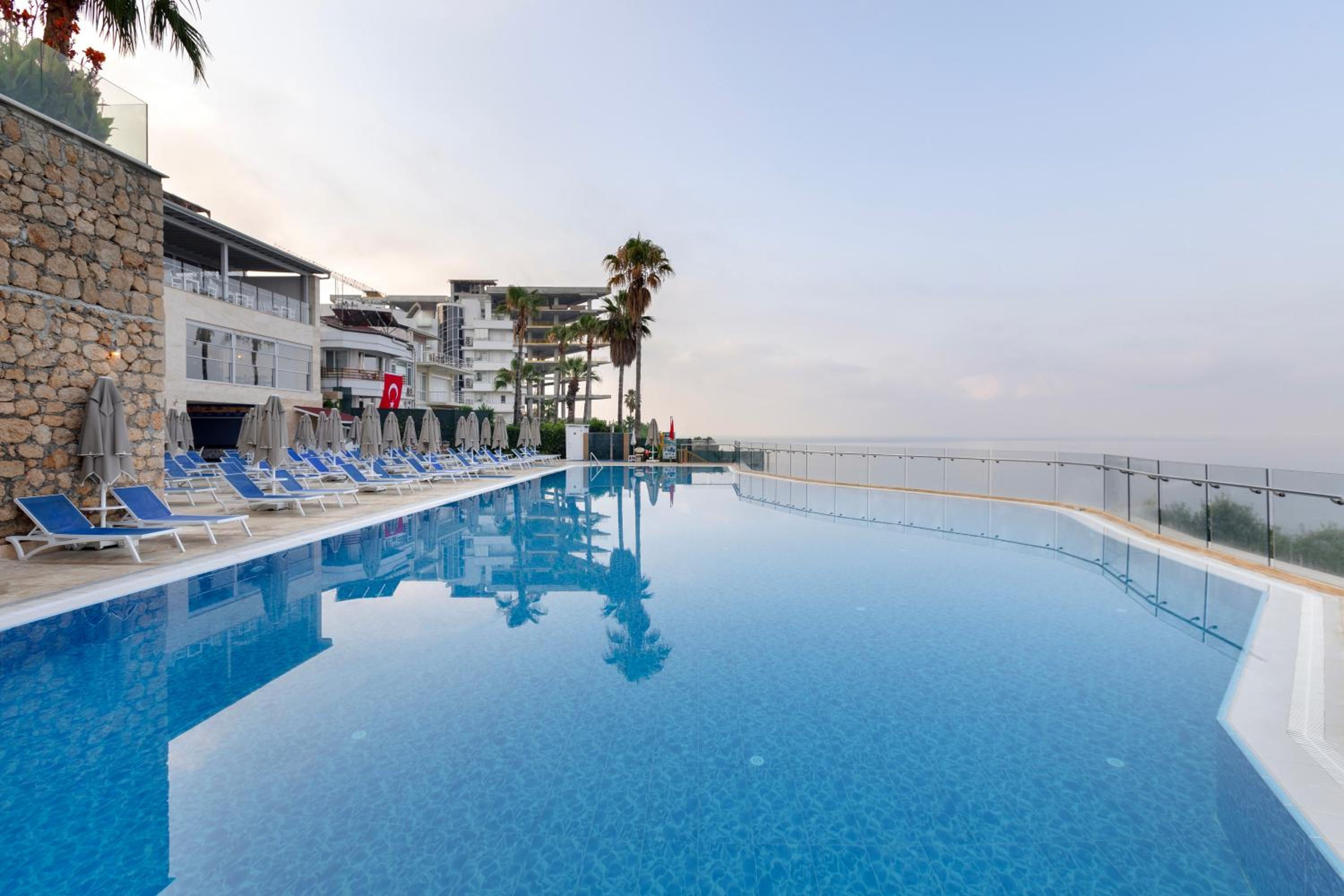 Ramada Plaza Antalya - Image 16