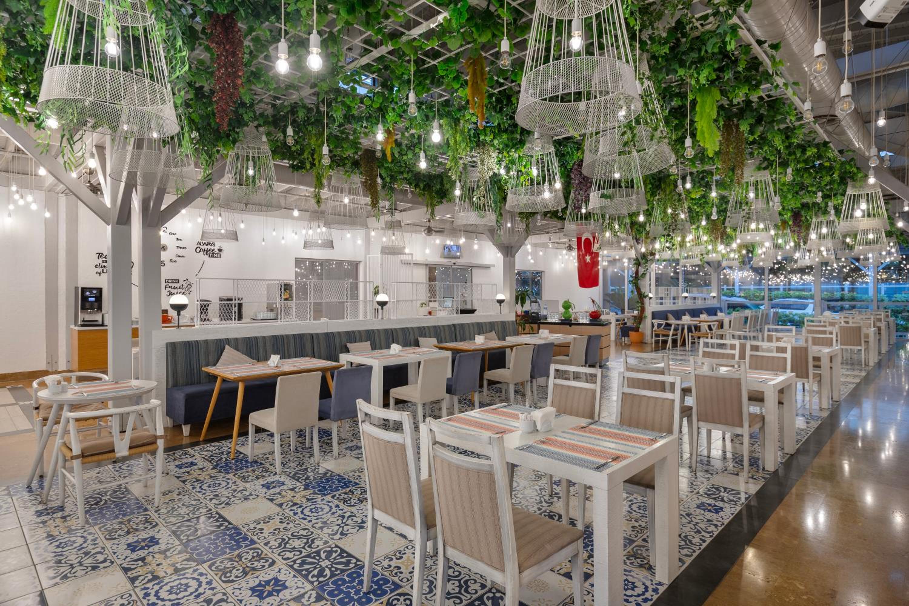 Ramada Plaza Antalya - Image 28
