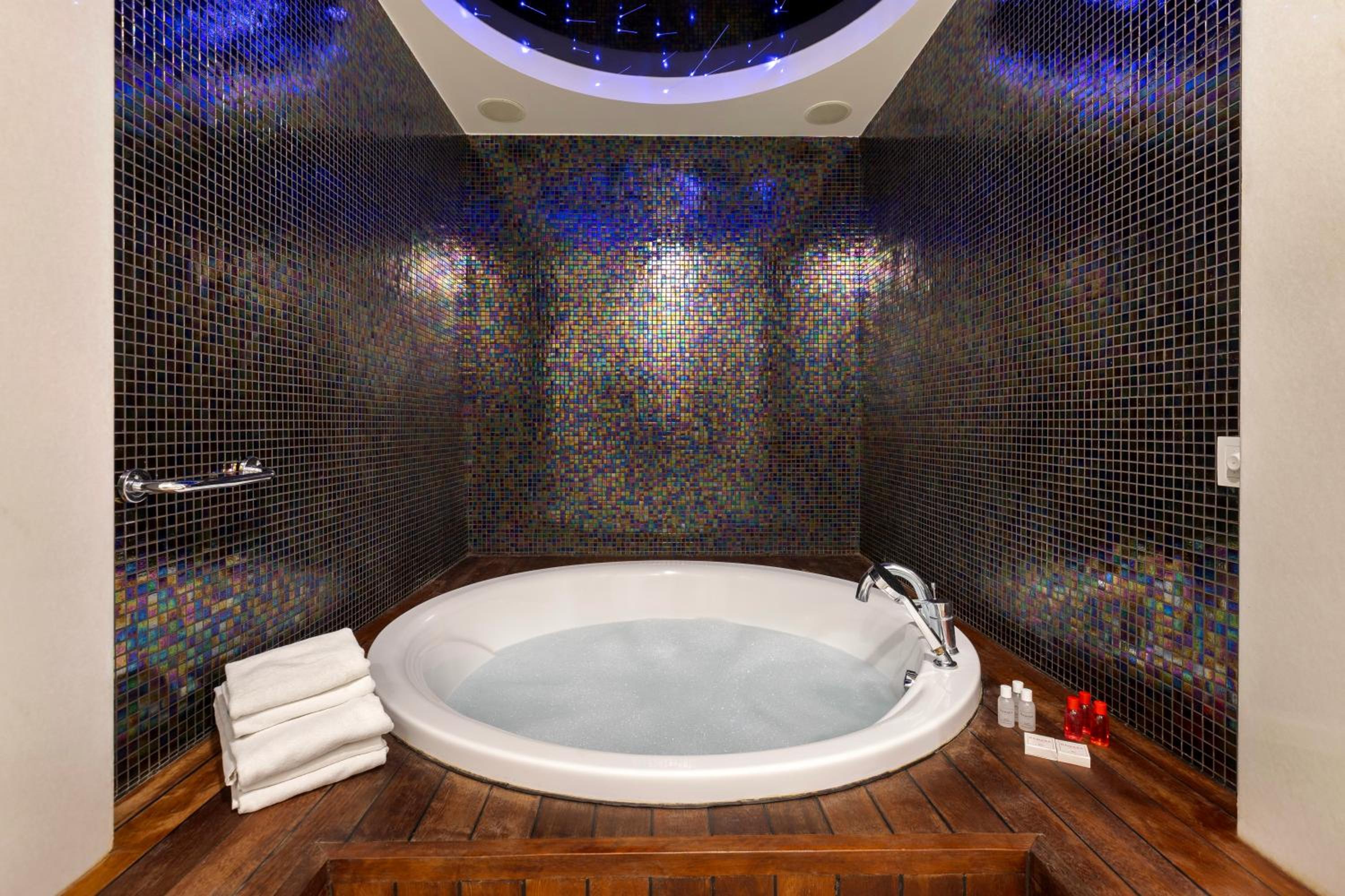 Ramada Plaza Antalya - Image 123