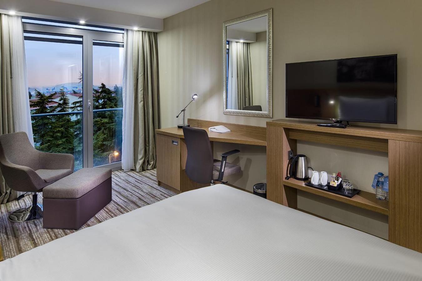Hampton by Hilton İstanbul Ataköy - Image 5