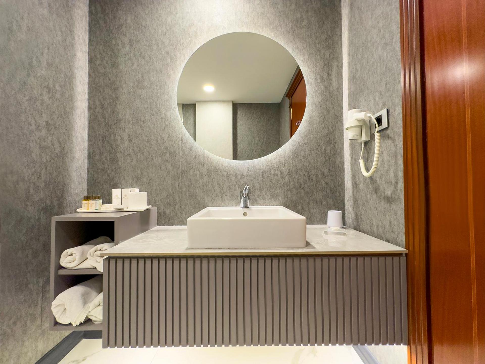 Bilek Istanbul Hotel - Image 65
