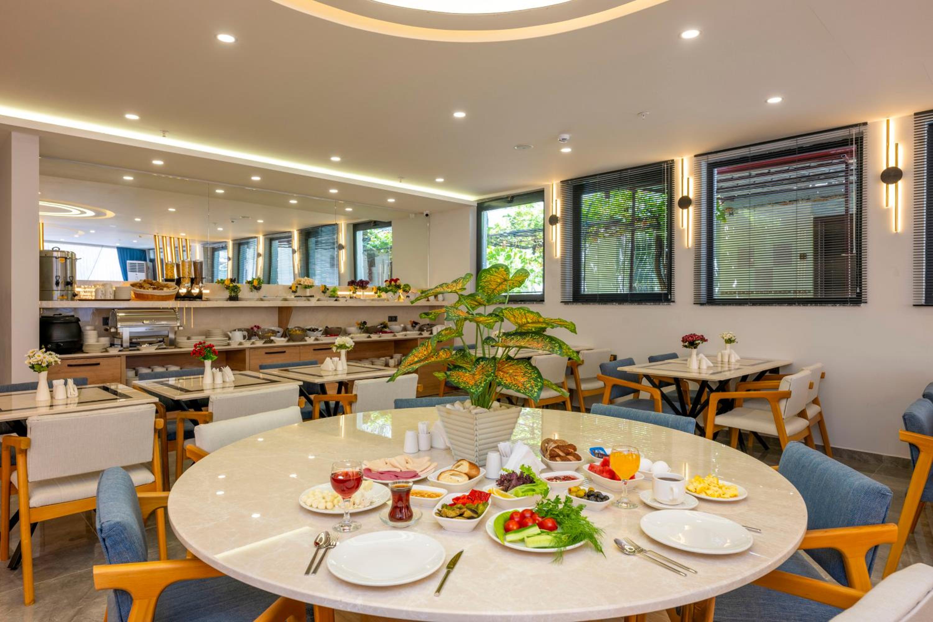 DIAMOND luxury Otel - Image 6