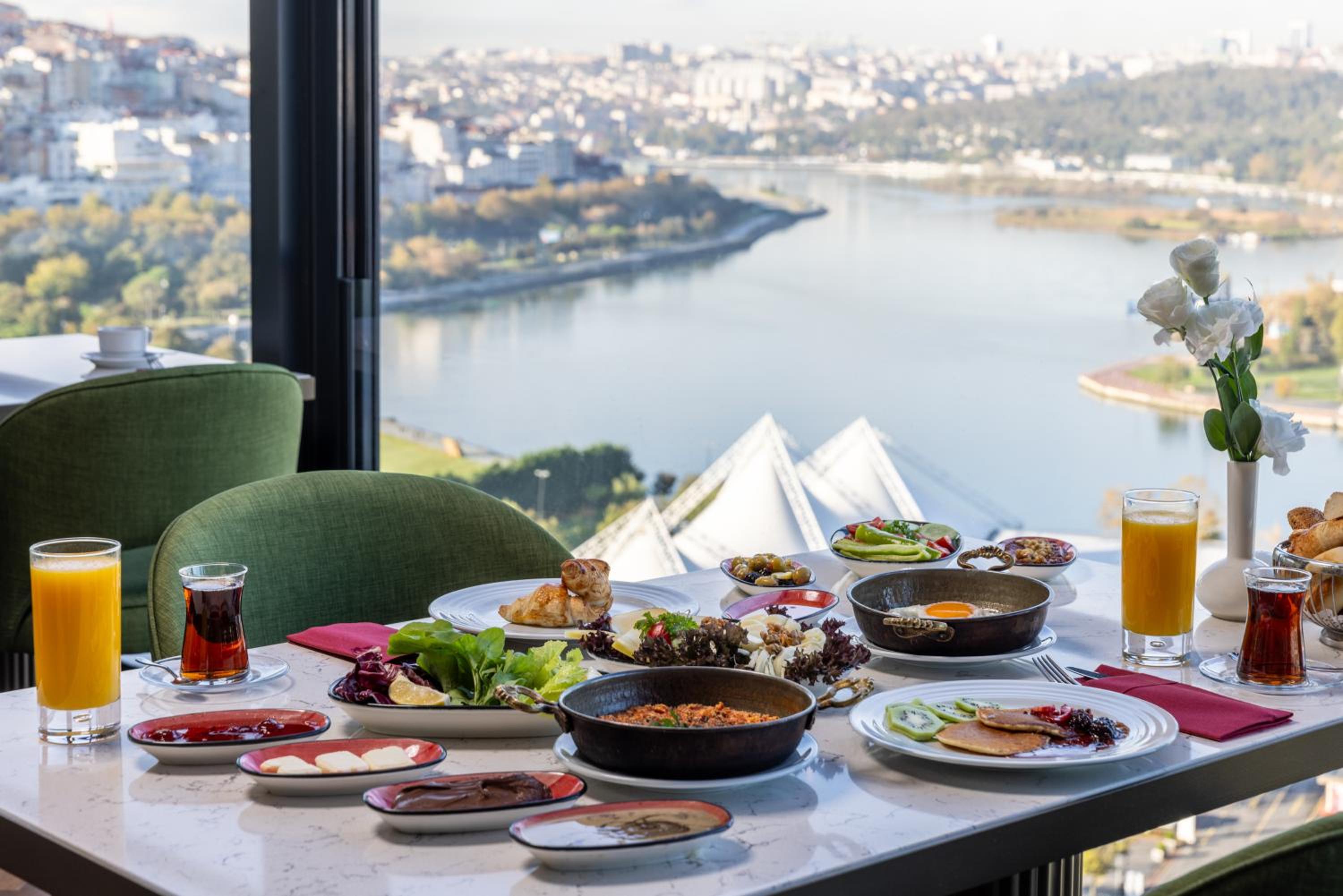 Clarion Otel Golden Horn - Image 54