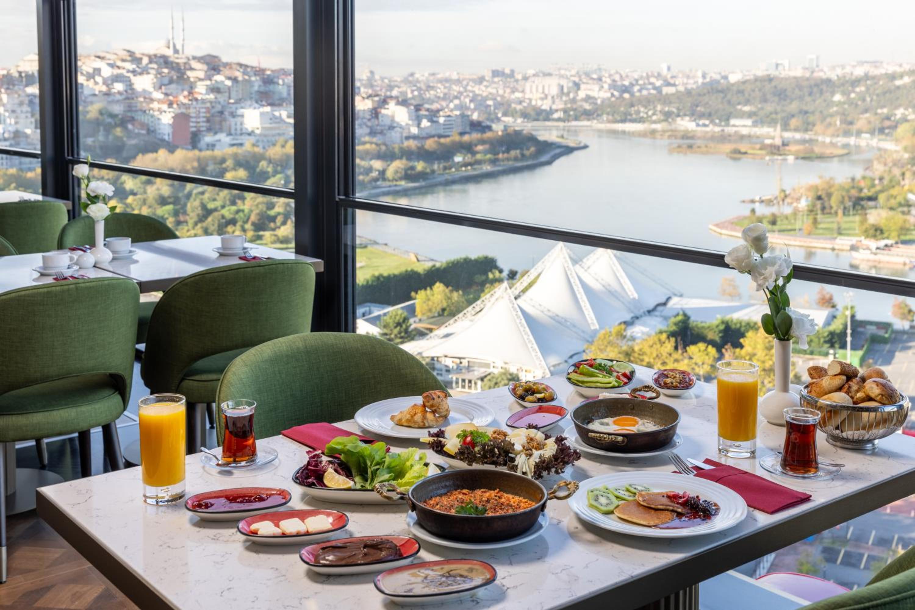 Clarion Otel Golden Horn - Image 61