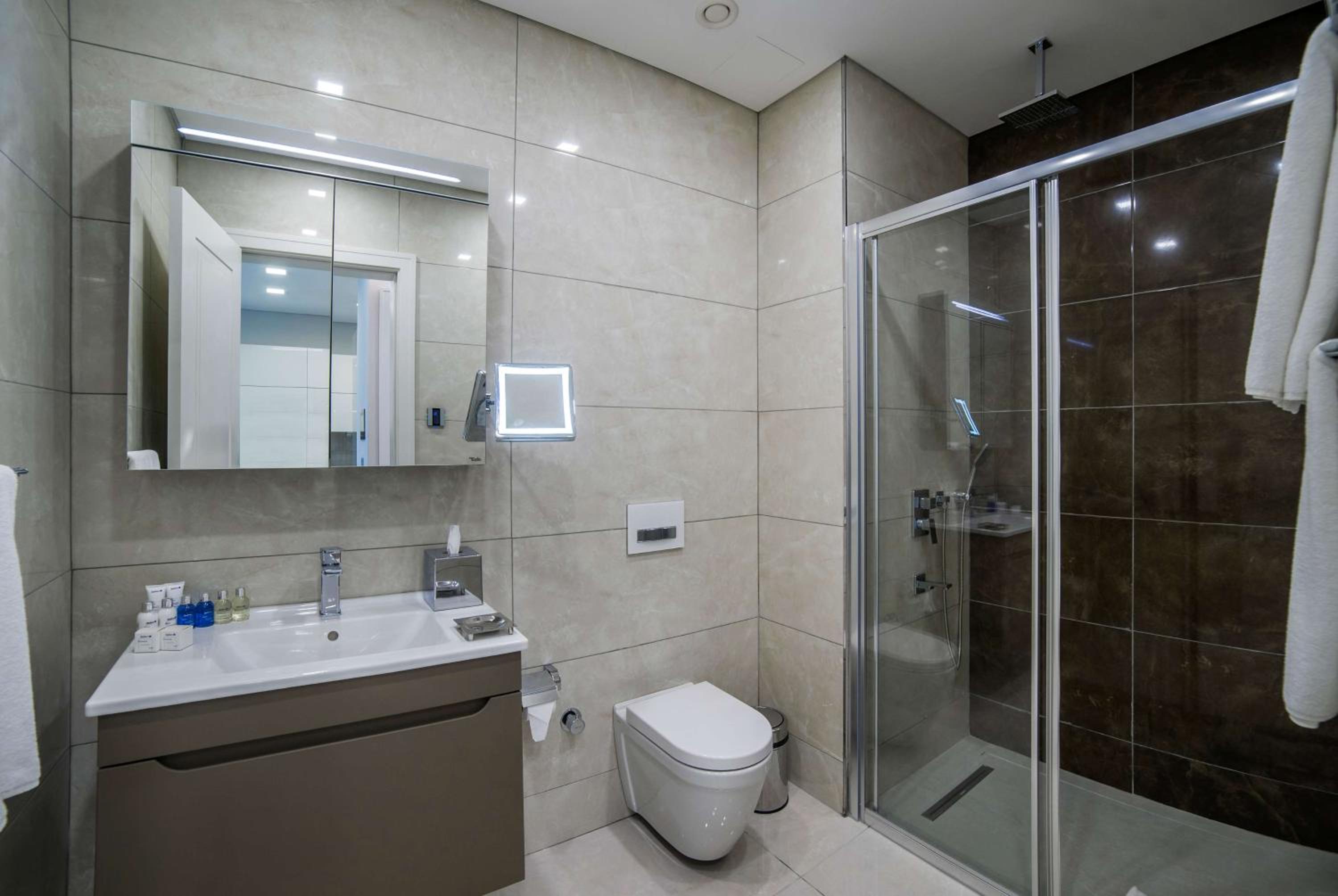 Radisson Residences Vadistanbul - Image 40