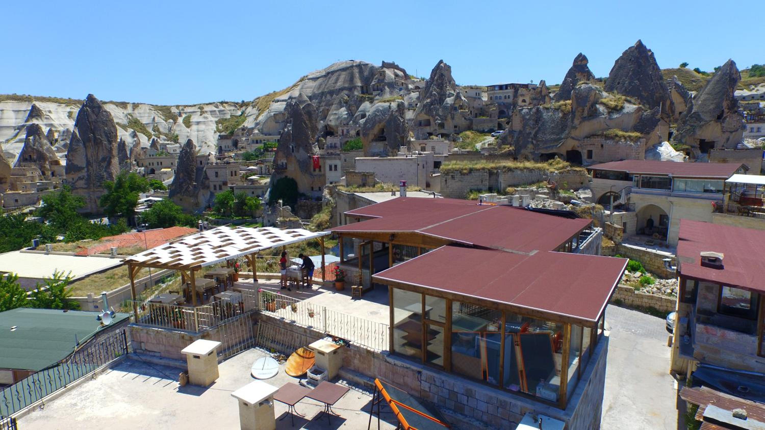 Bedrock Cave Hotel - Image 140
